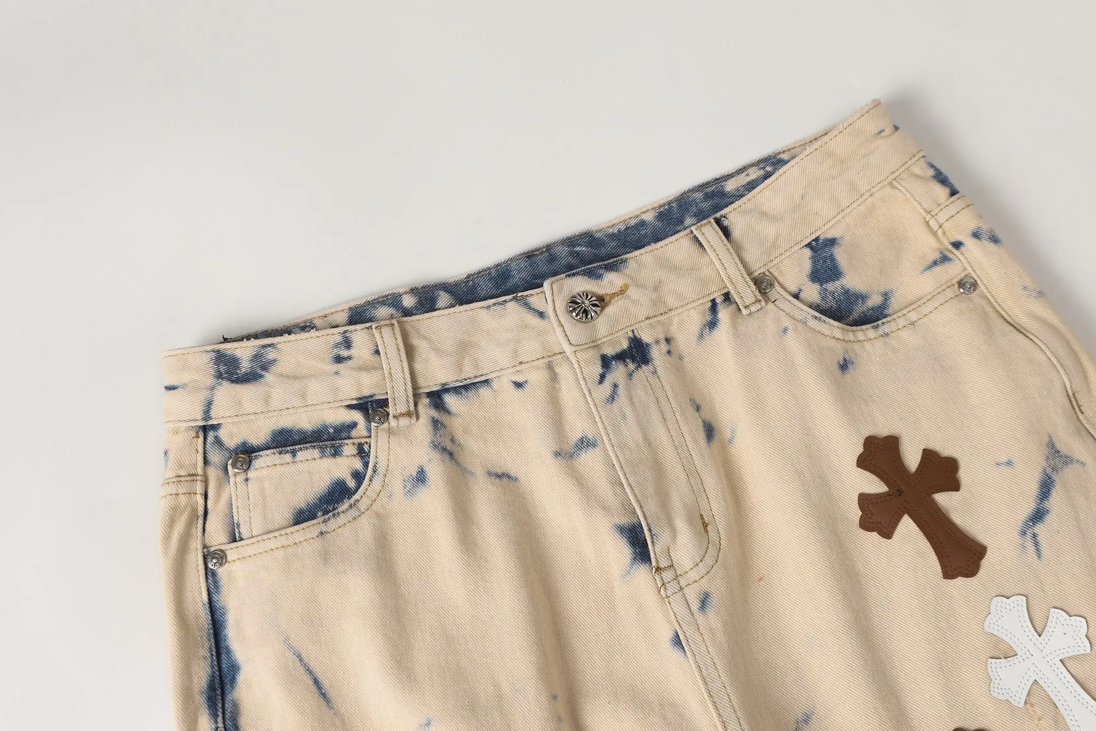 Cross Patch Acid-Wash Straight-Leg Jeans D17513582 — view 6