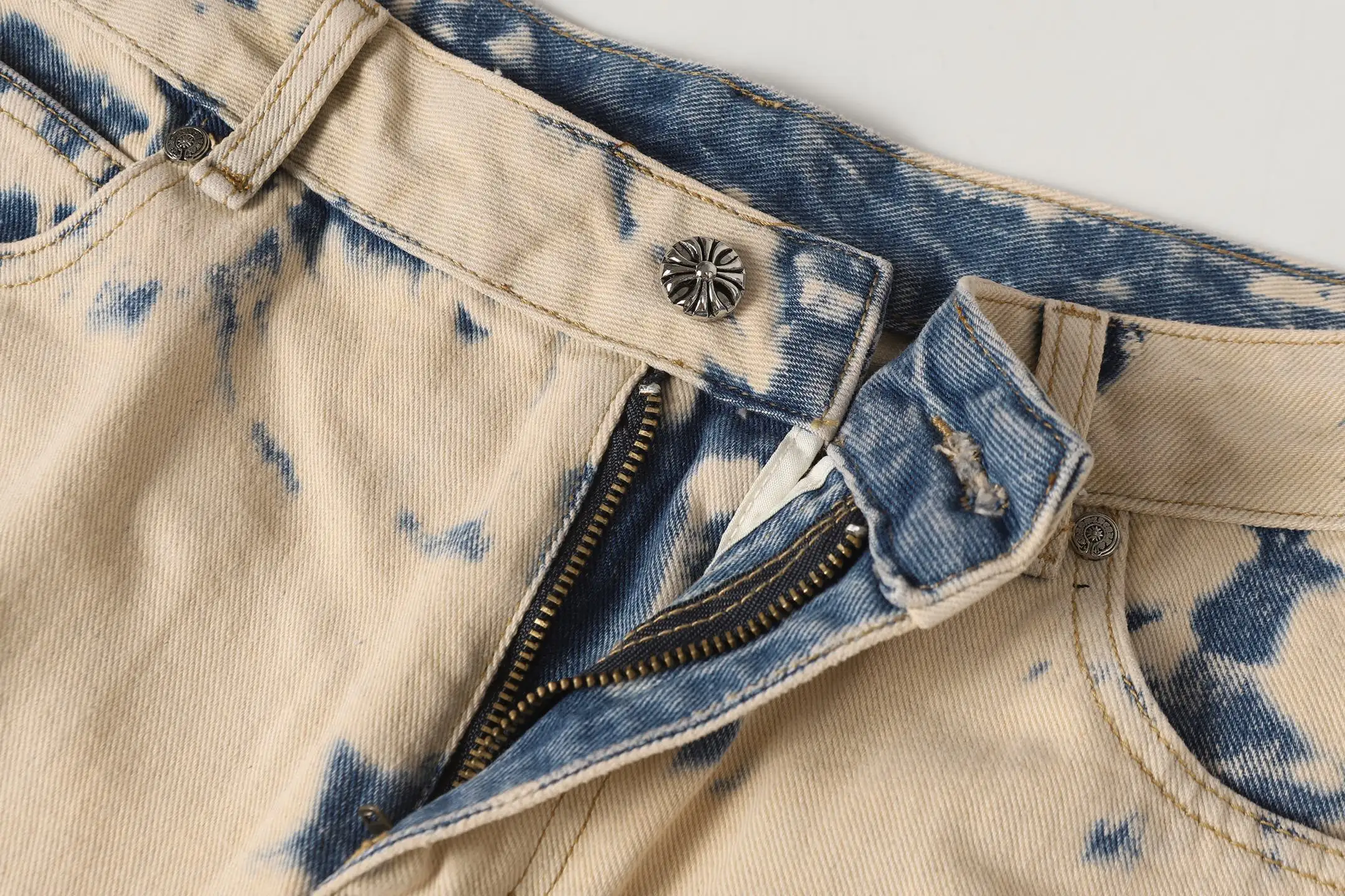 Cross Patch Acid-Wash Straight-Leg Jeans D17513582 — view 7