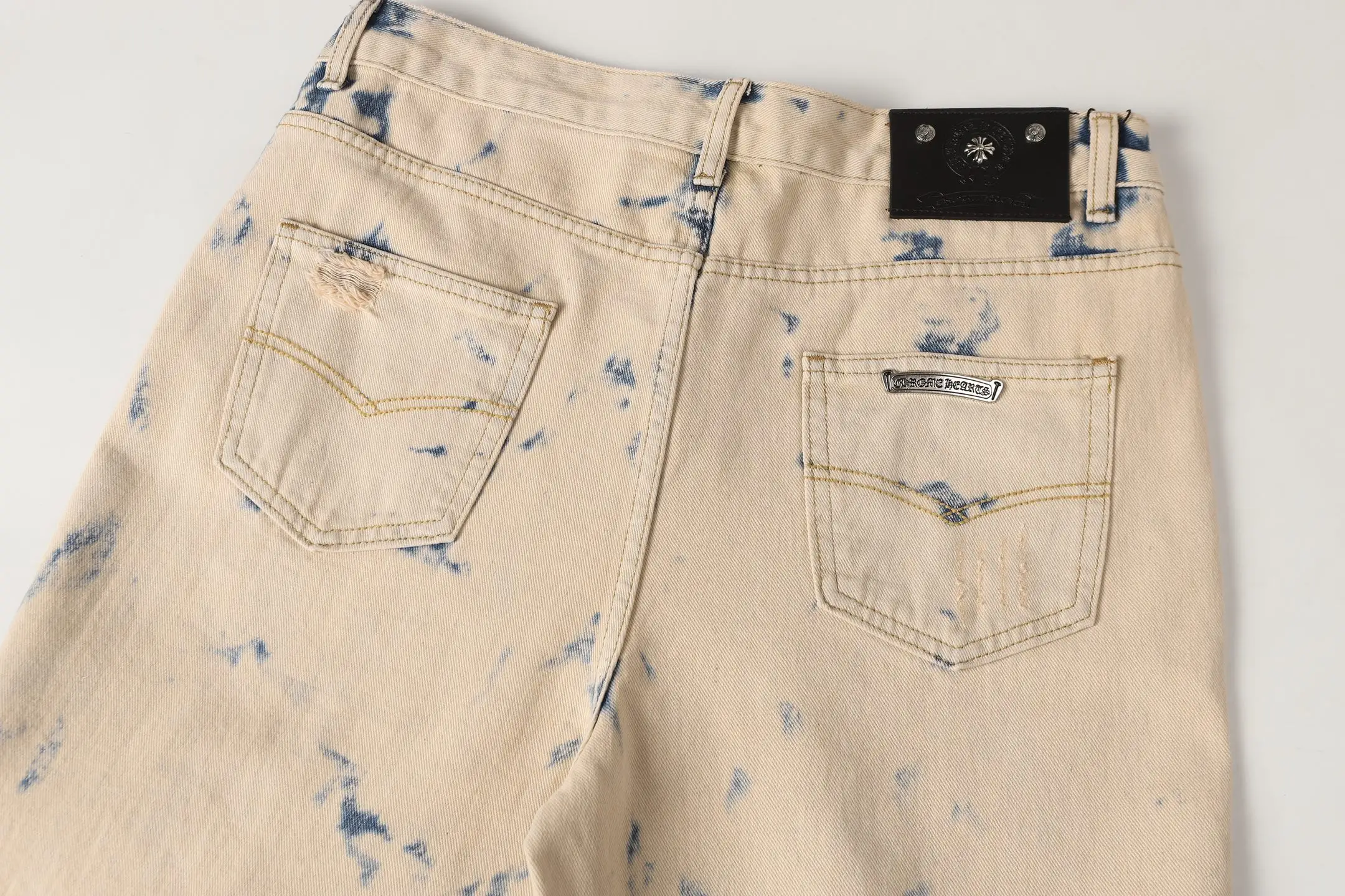 Cross Patch Acid-Wash Straight-Leg Jeans D17513582 — view 15