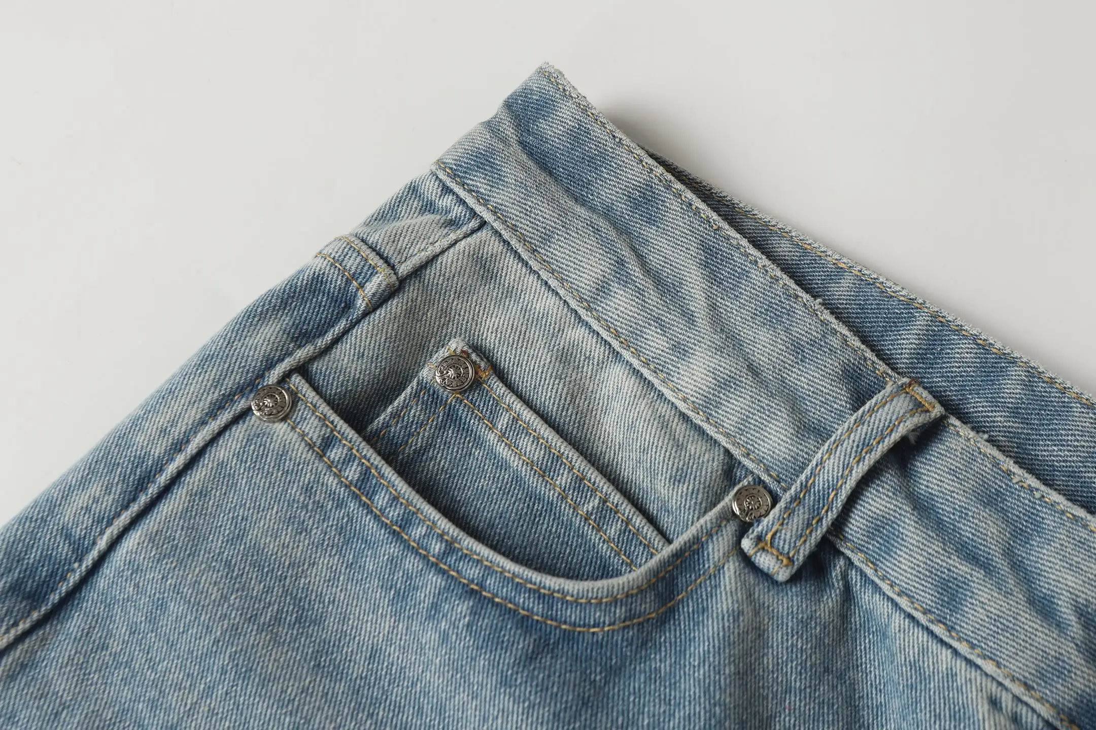 Cross Patch Flared Jeans D17013581 — view 5