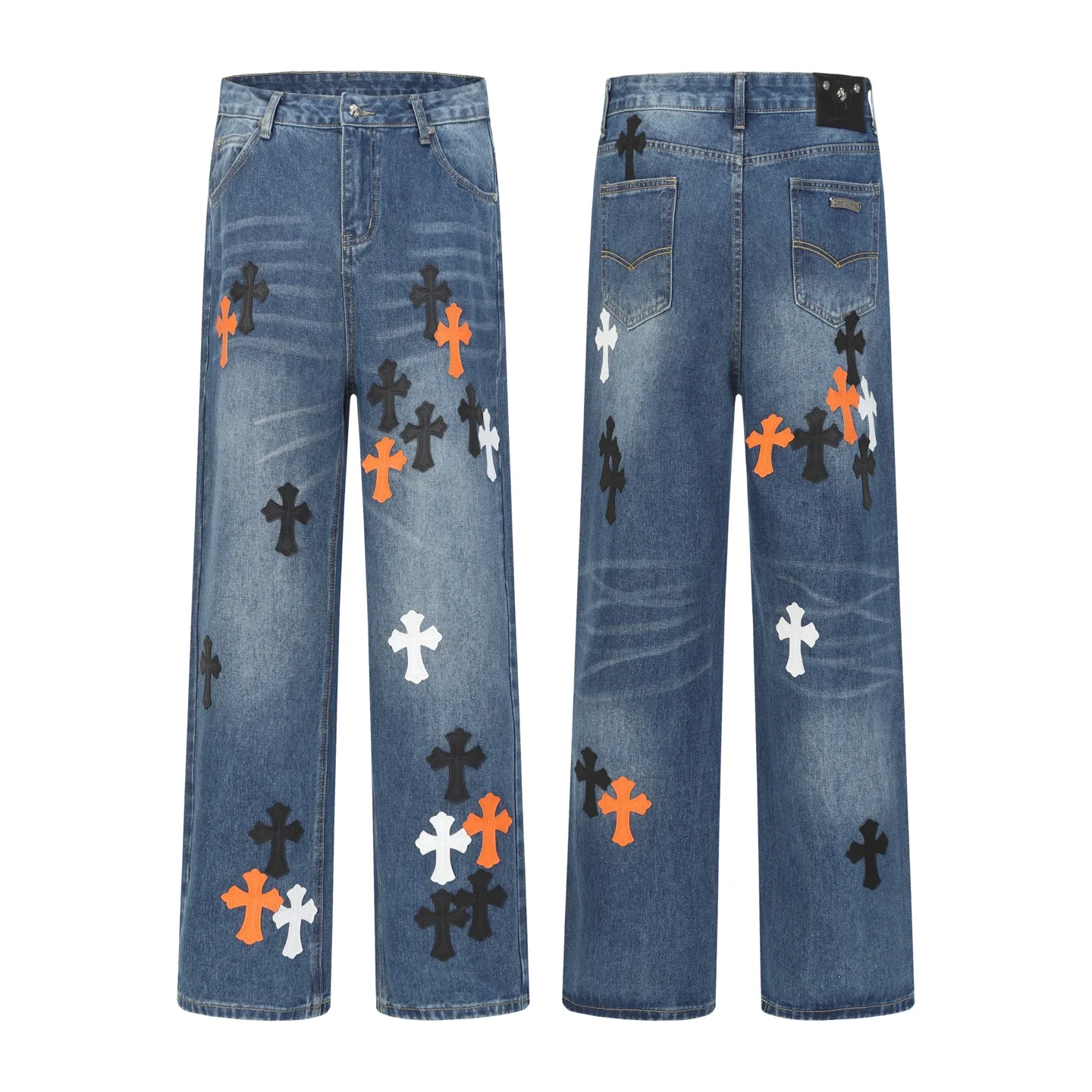Cross Patch Appliqué Straight-Leg Jeans D15513681