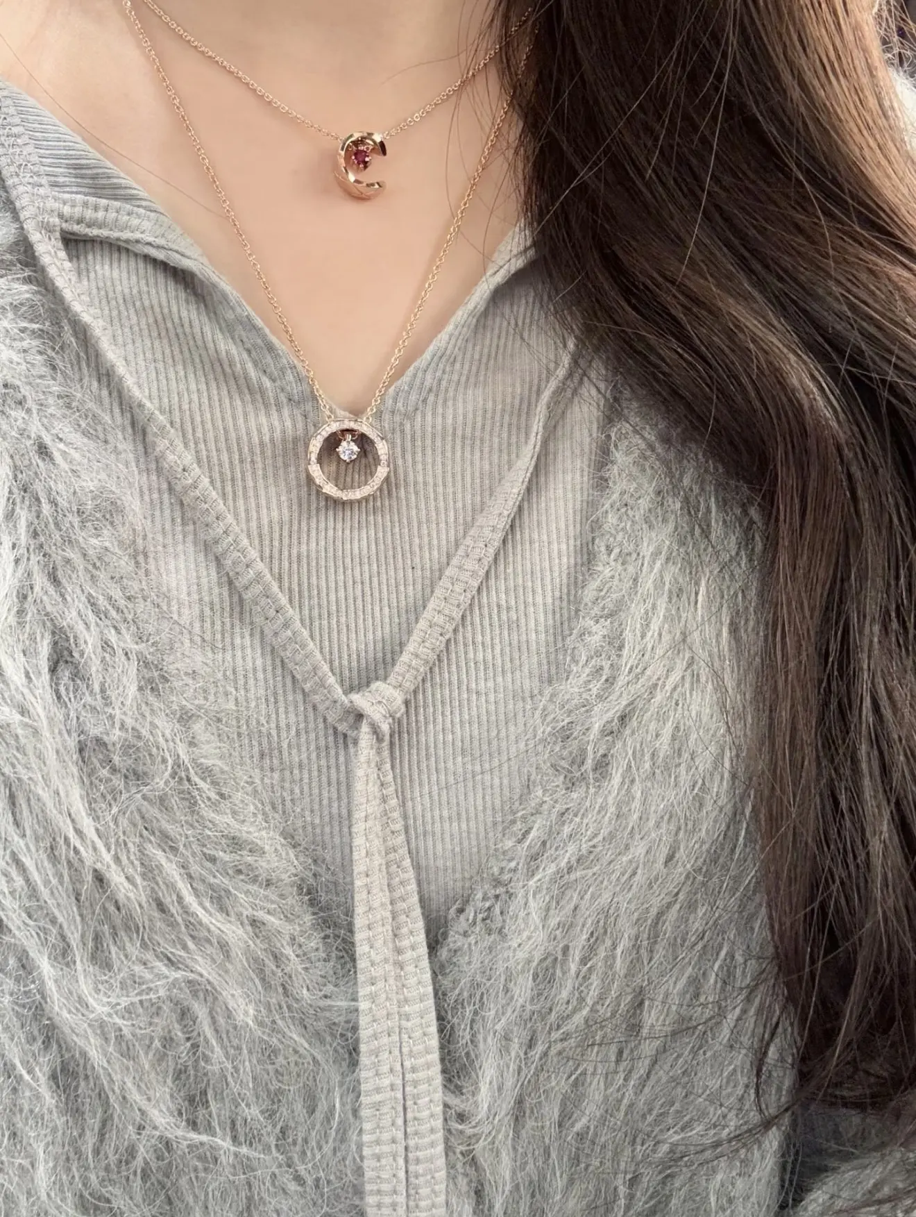 Quilted Pattern Pendant Necklace (Gold-Plated Brass) D12017900 — view 8