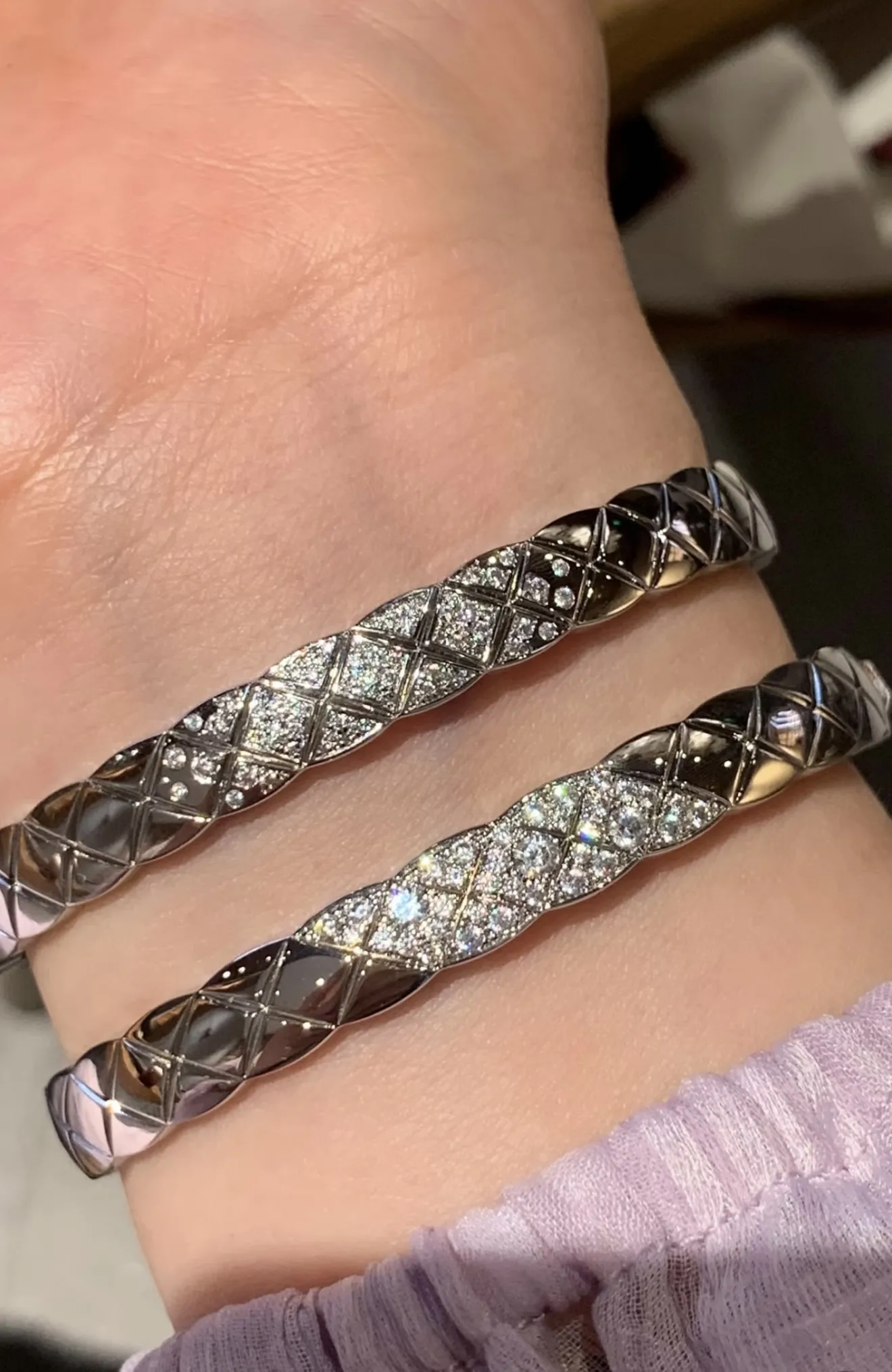 Quilted Pattern Bangle (Gold-Plated Brass) D16517901 — view 10