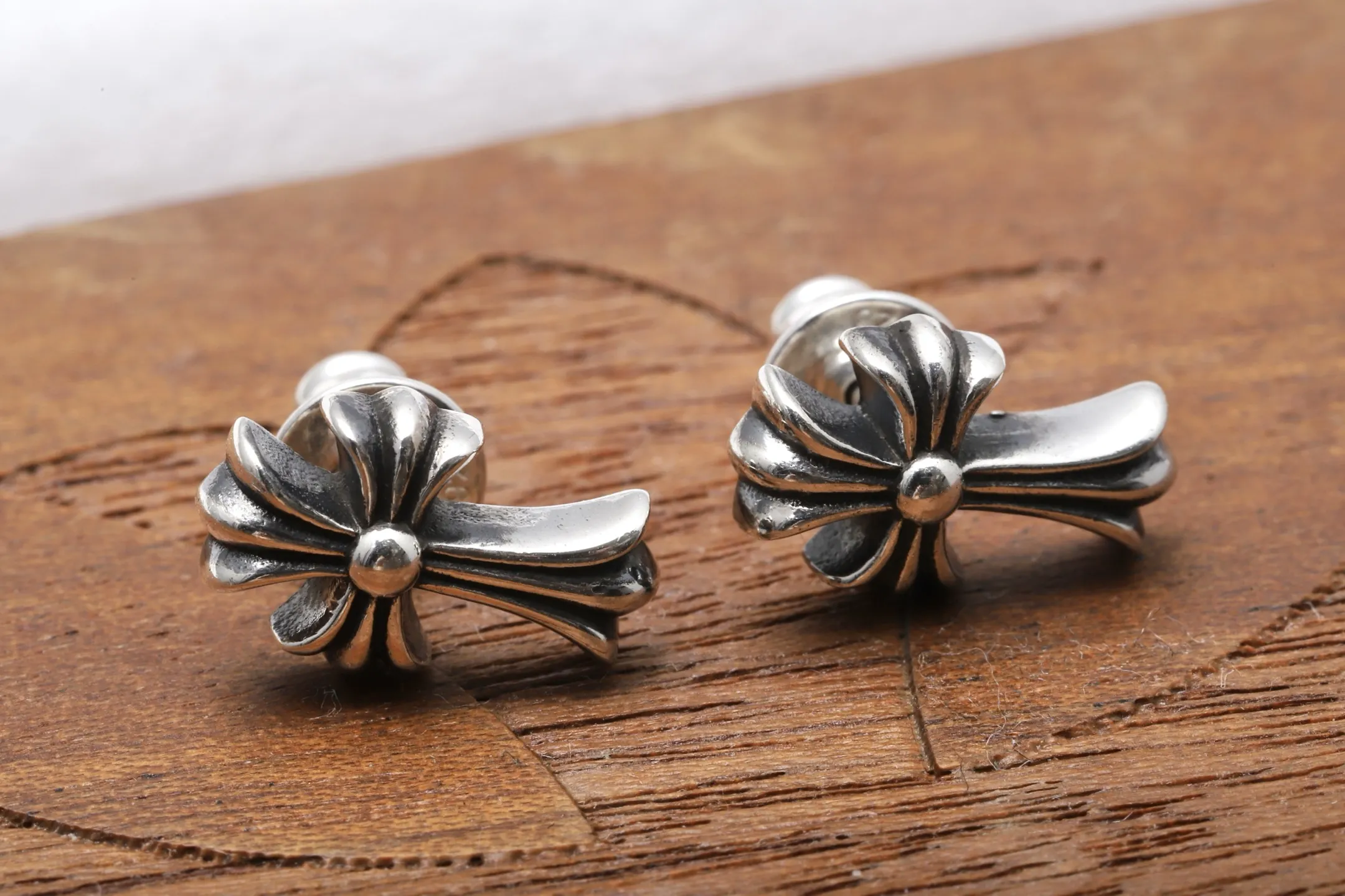 Chrome Hearts Cross Stud Earrings (Sterling Silver) D14516536 — view 3
