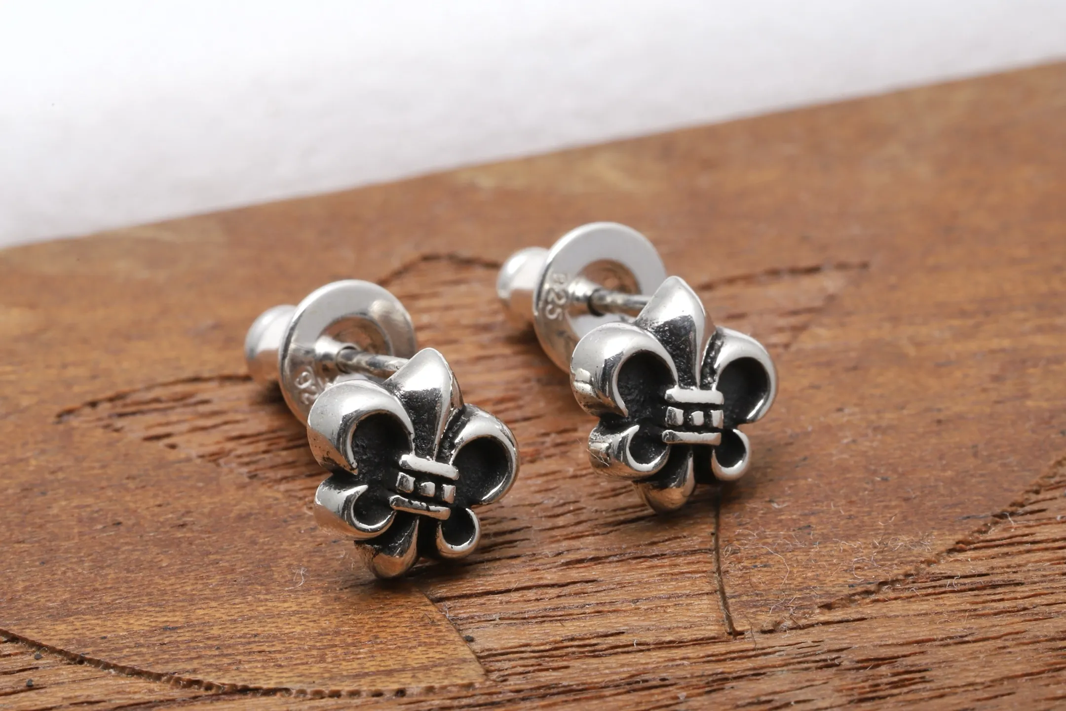 Chrome Hearts Fleur-de-Lis Stud Earrings (Sterling Silver) D14016535 — view 3