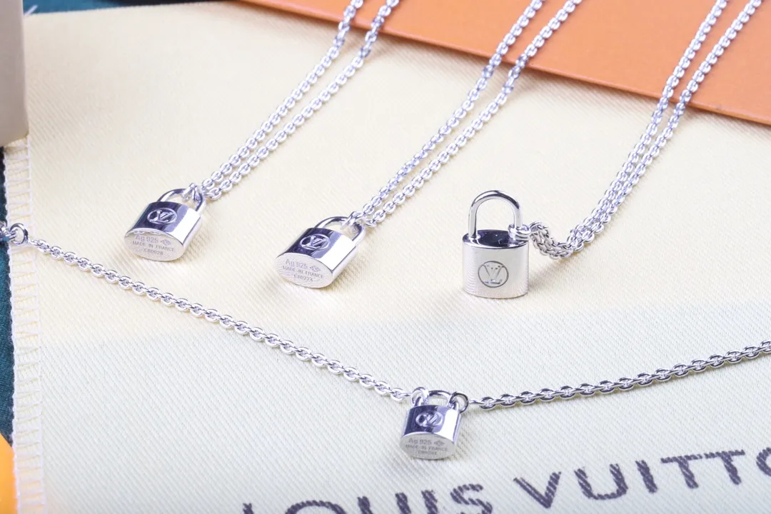 Silver Lockit Pendant Necklace (Sterling Silver) D38016754 — view 2