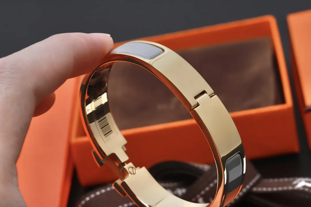 Clic H Enamel Bangle Bracelet D16017549 — view 8