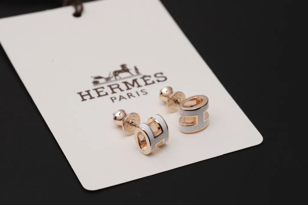 Pop H Mini Enamel Stud Earrings D12016626