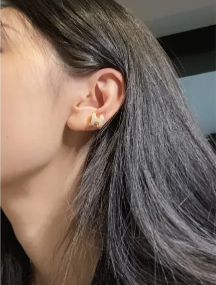 Mini Pop H Enamel Stud Earrings D12016627 — view 9