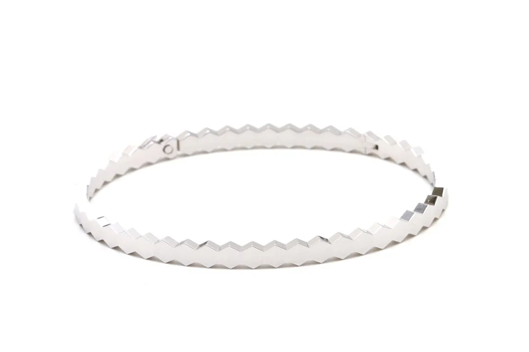 Bee My Love Honeycomb Bangle D21516592