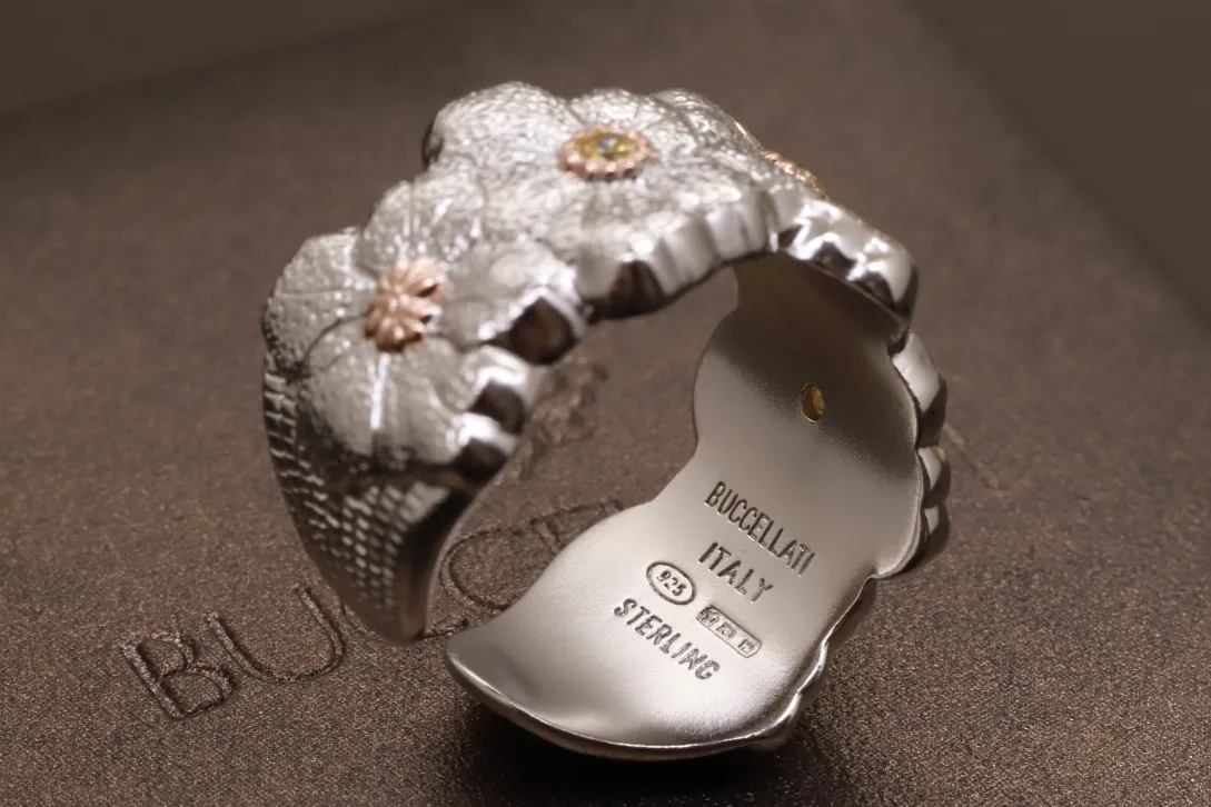 Blossoms Gardenia Textured Ring D39016853 — view 6