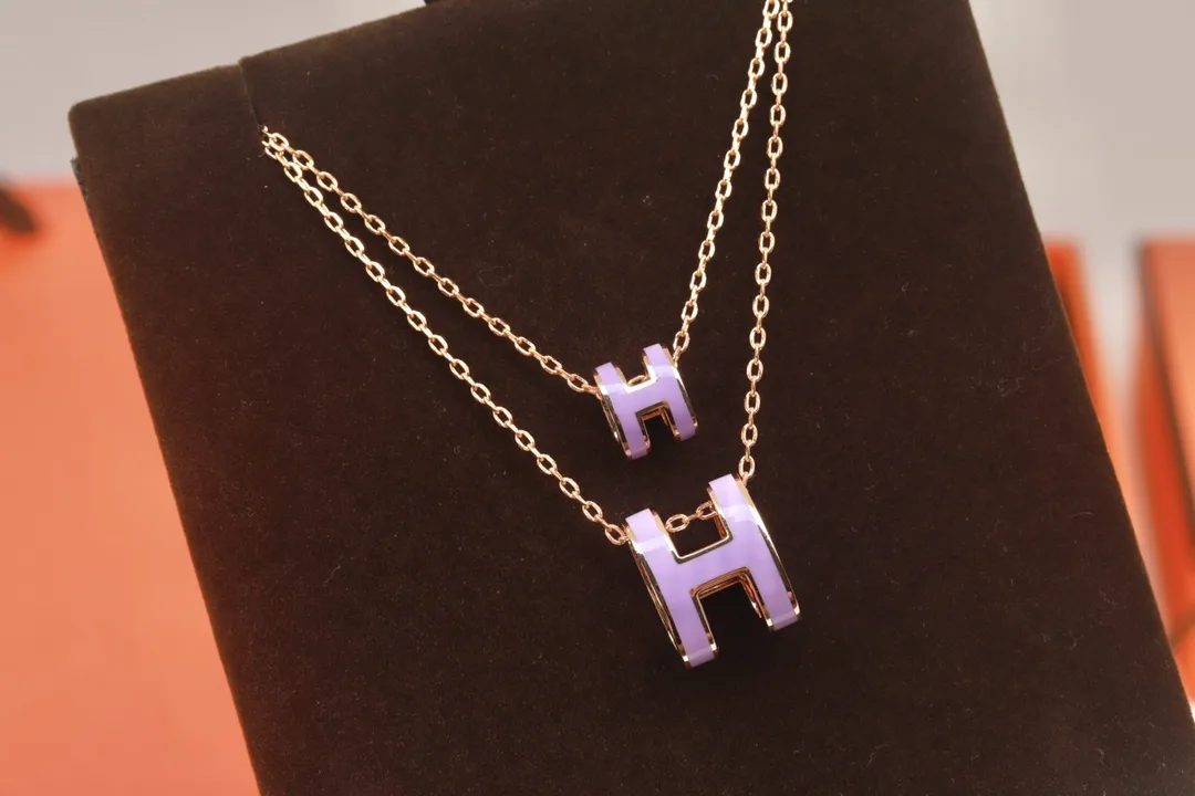 Pop H Enamel Pendant Necklace D11017608 — view 3