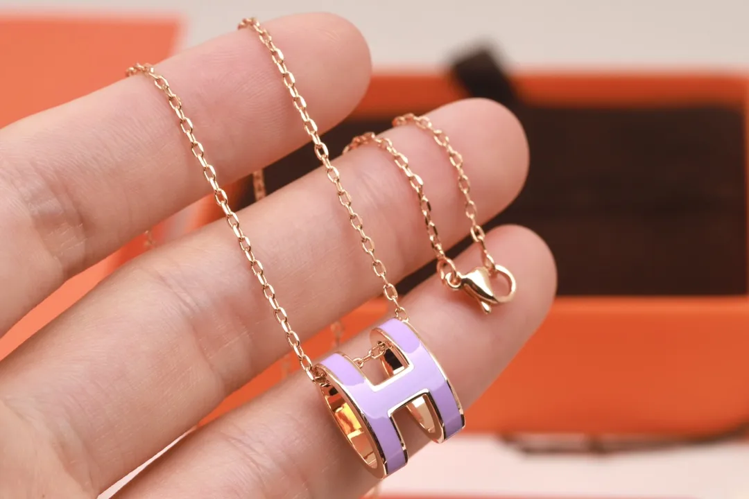 Pop H Enamel Pendant Necklace D11017608 — view 5