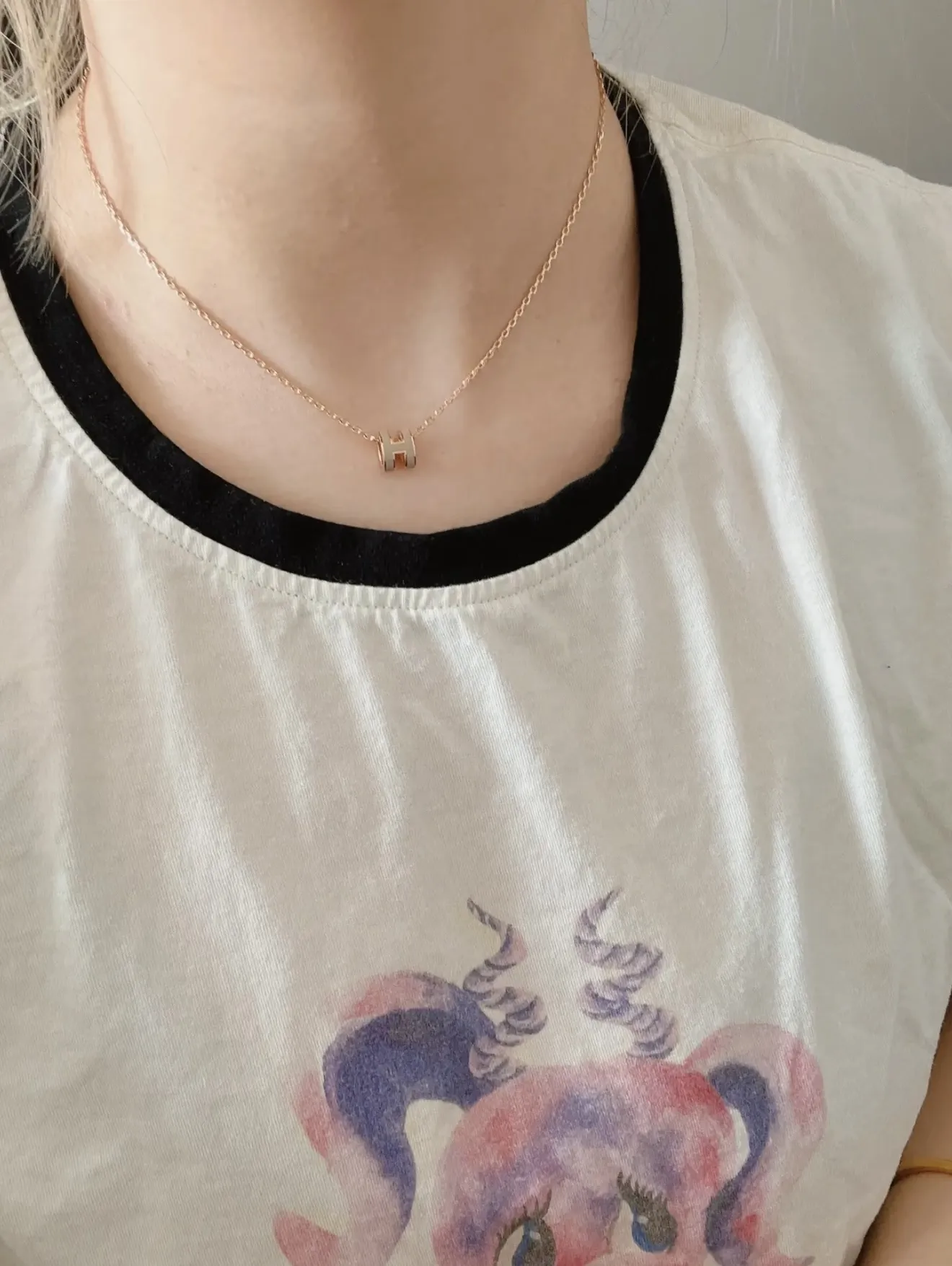 Pop H Mini Pendant Necklace D12017904 — view 9
