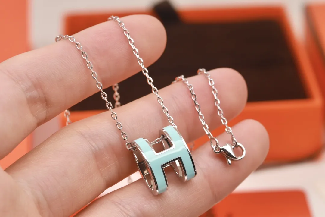 Pop H Enamel Pendant Necklace D11017607 — view 4