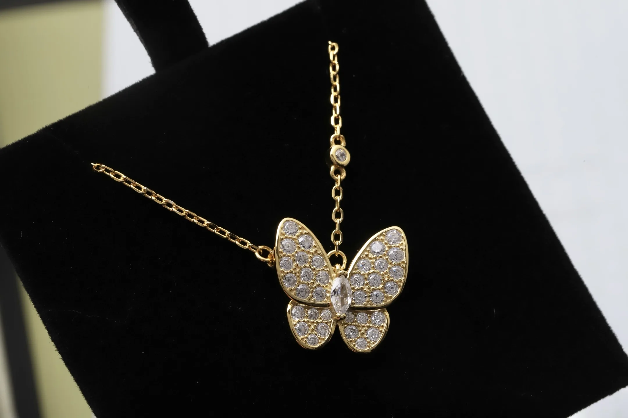 Butterfly Pavé Pendant Necklace (Sterling Silver) D14017368 — view 2
