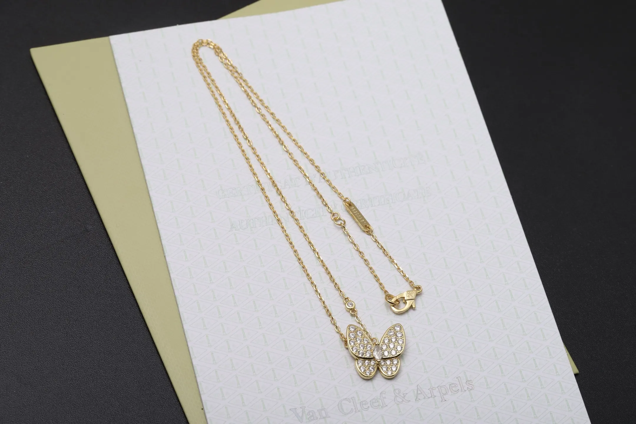 Butterfly Pavé Pendant Necklace (Sterling Silver) D14017368 — view 3