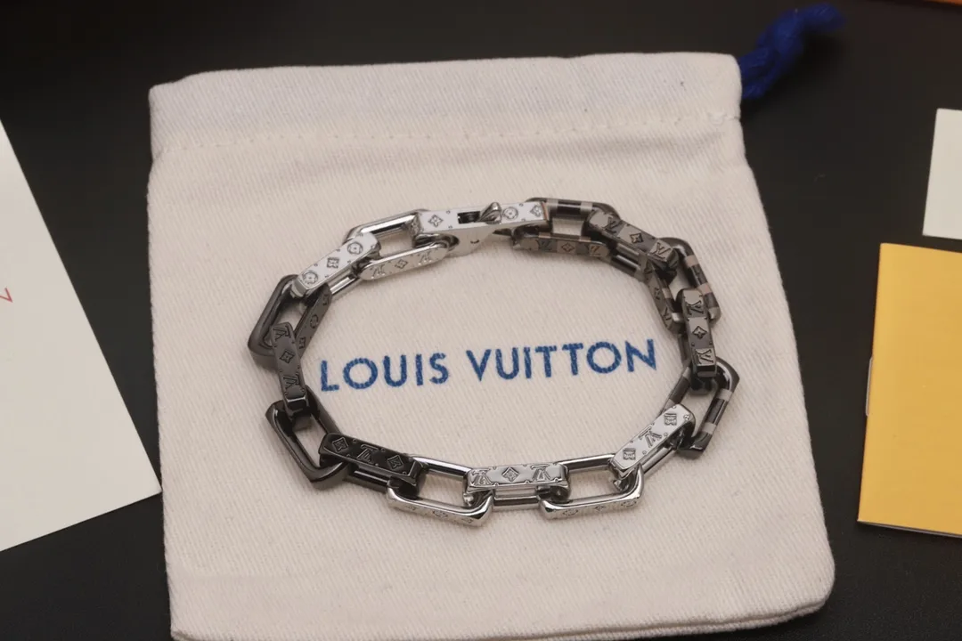 Monogram Damier Chain Link Bracelet (Titanium Steel) D11017577 — view 7