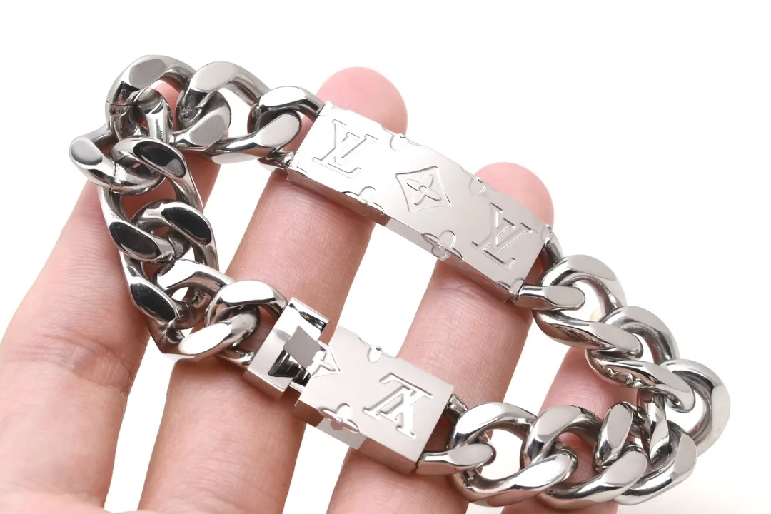 Monogram Engraved Chain Bracelet (Titanium Steel) D13517573 — view 4