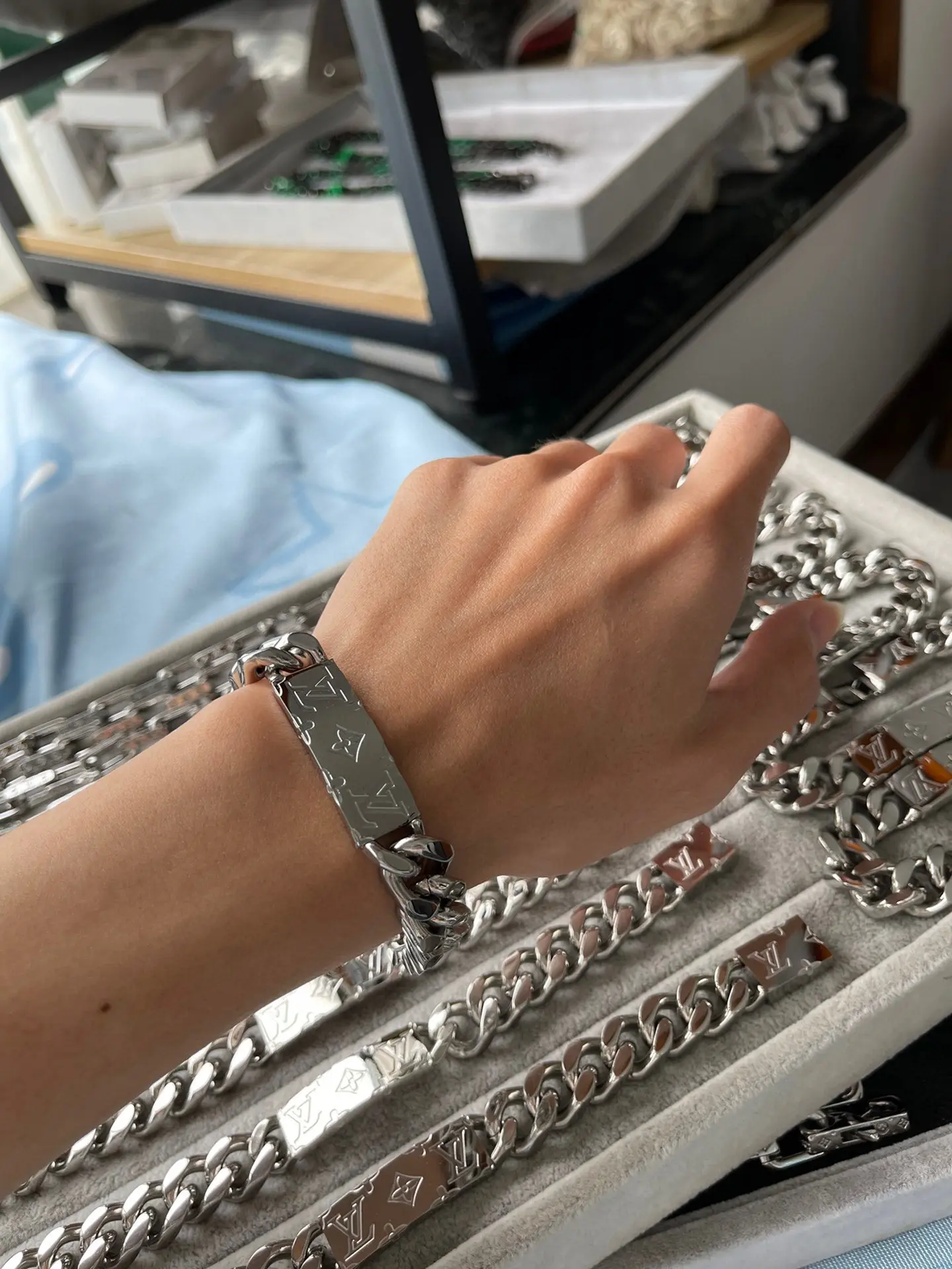 Monogram Engraved Chain Bracelet (Titanium Steel) D13517573 — view 9