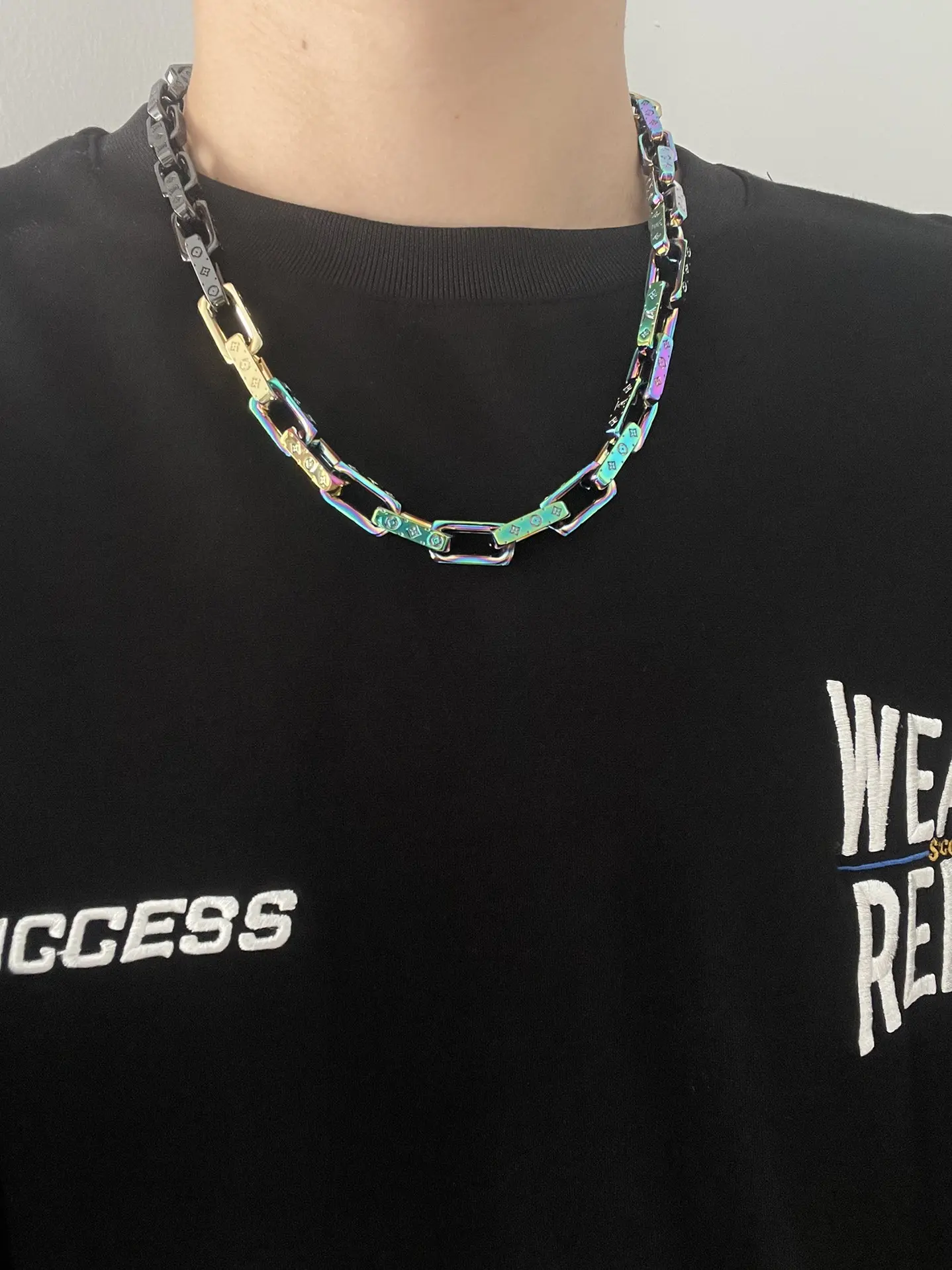 Monogram Iridescent Chain Necklace (Titanium Steel) D15016748 — view 8