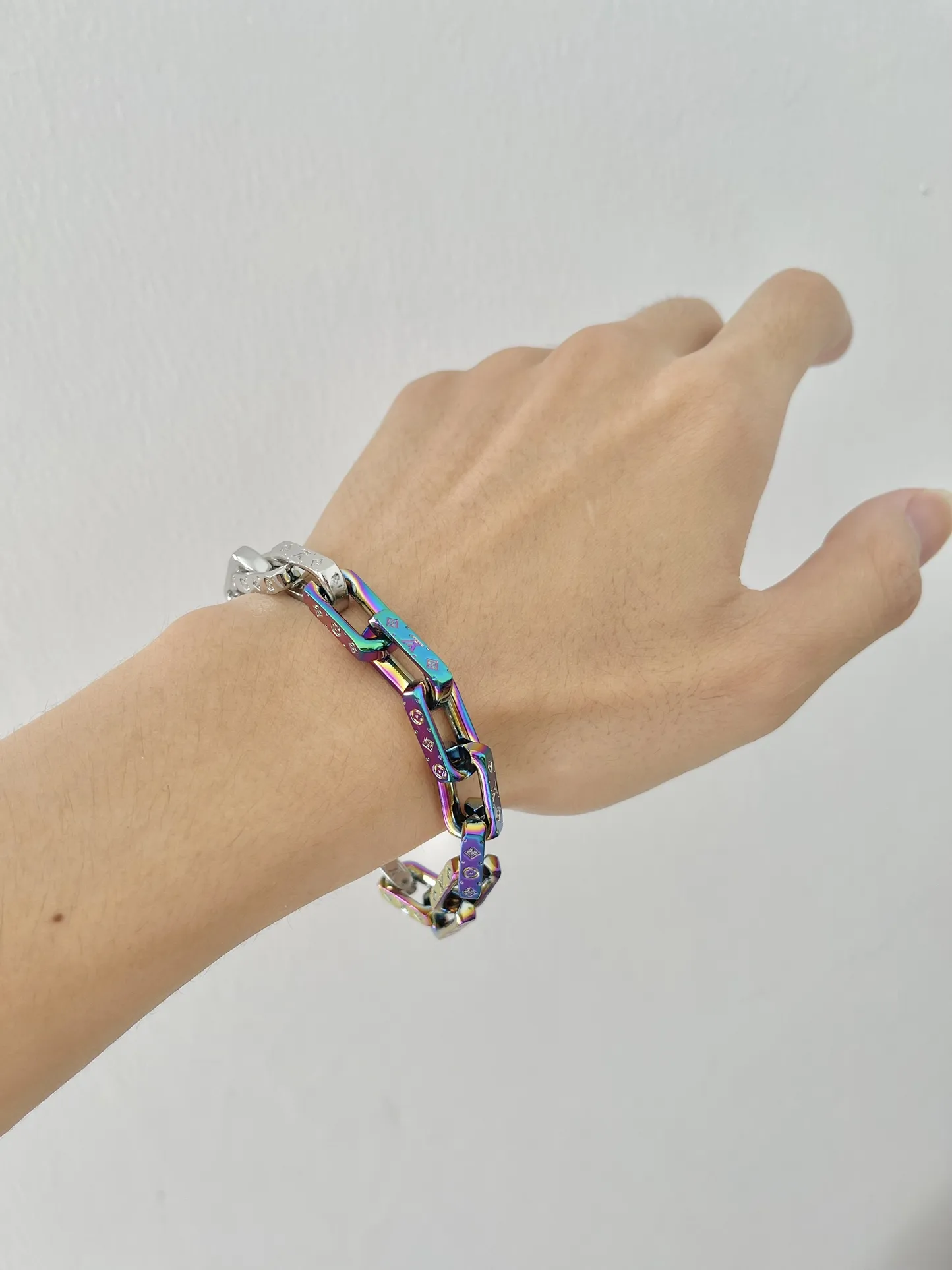 Monogram Chain Links Bracelet (Titanium Steel) D11017578 — view 8
