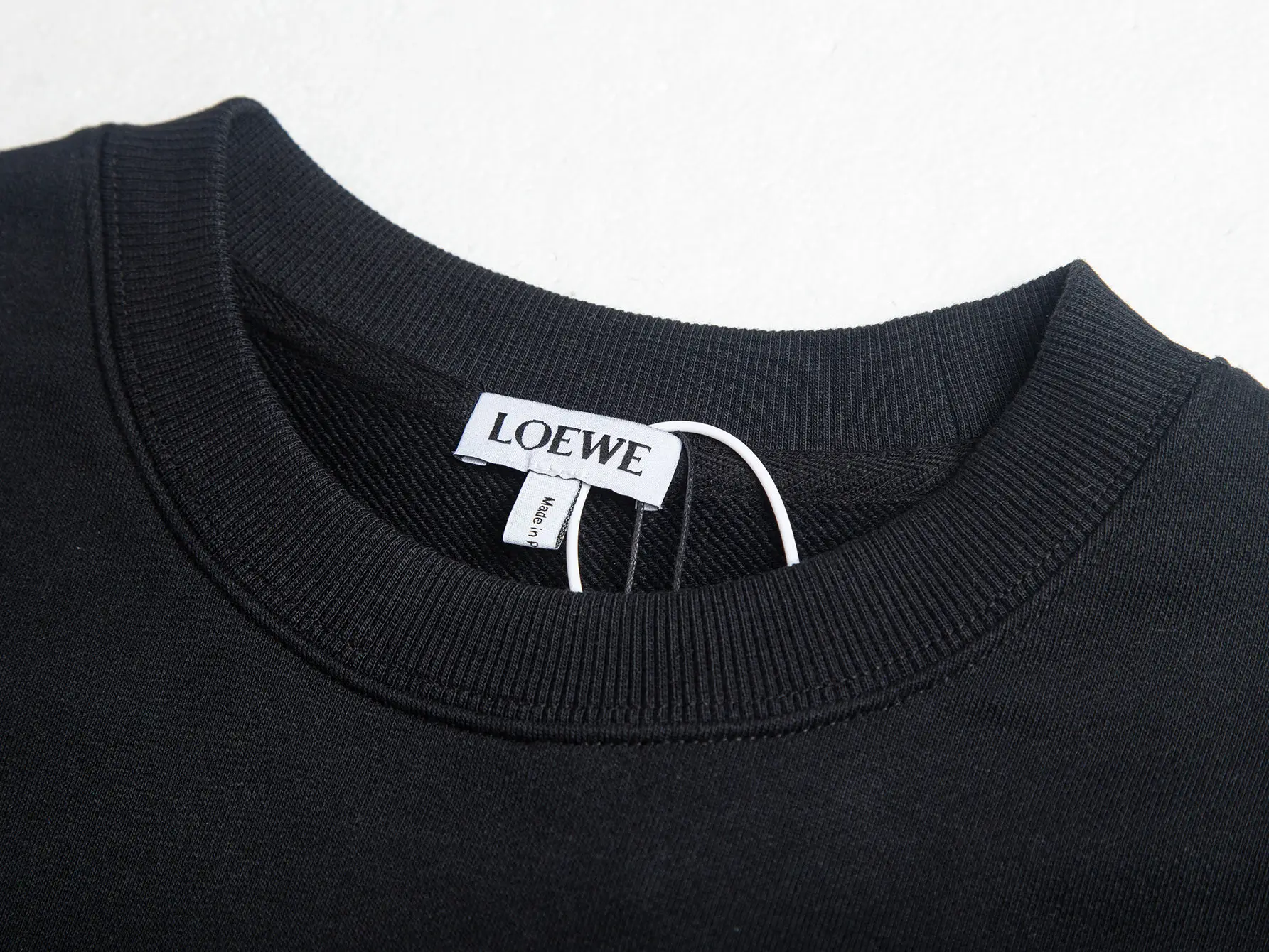 Anagram Logo Embroidered Crew-Neck Sweatshirt D20020411 — view 5