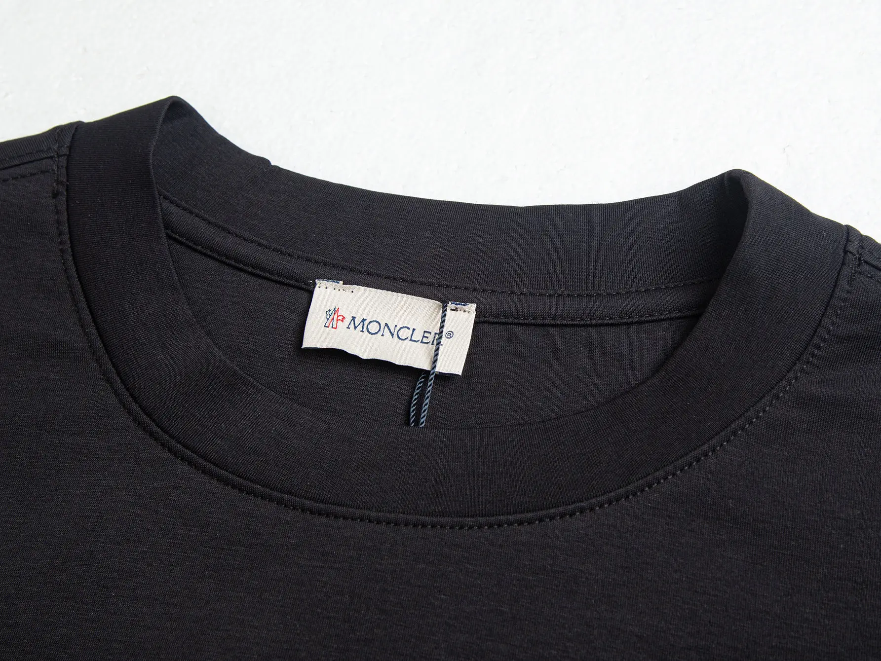 Logo-Patch Cotton-Blend Sweatshirt D20020449 — view 6