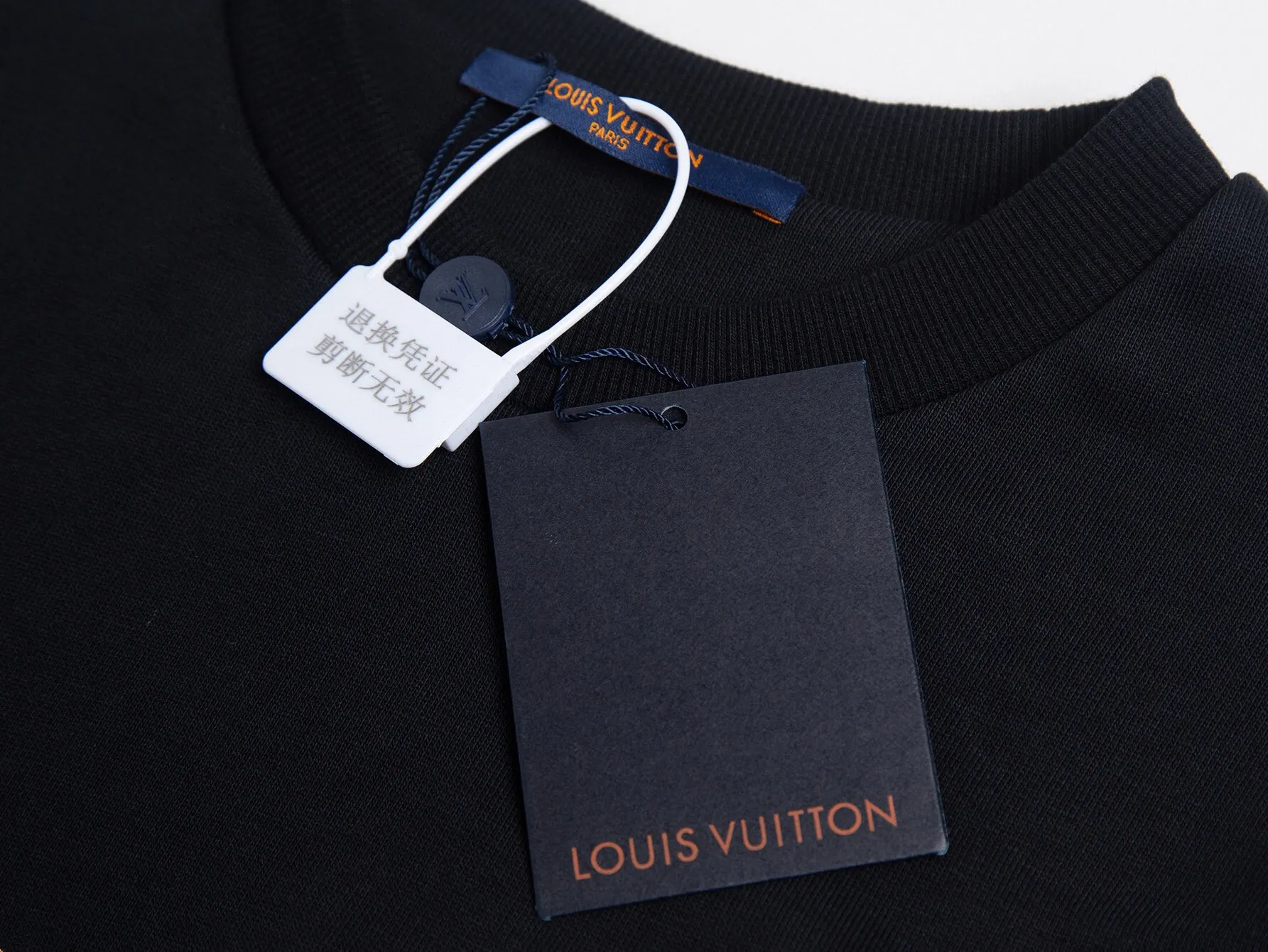 Embroidered Patch Logo Sweatshirt D21020421 — view 8