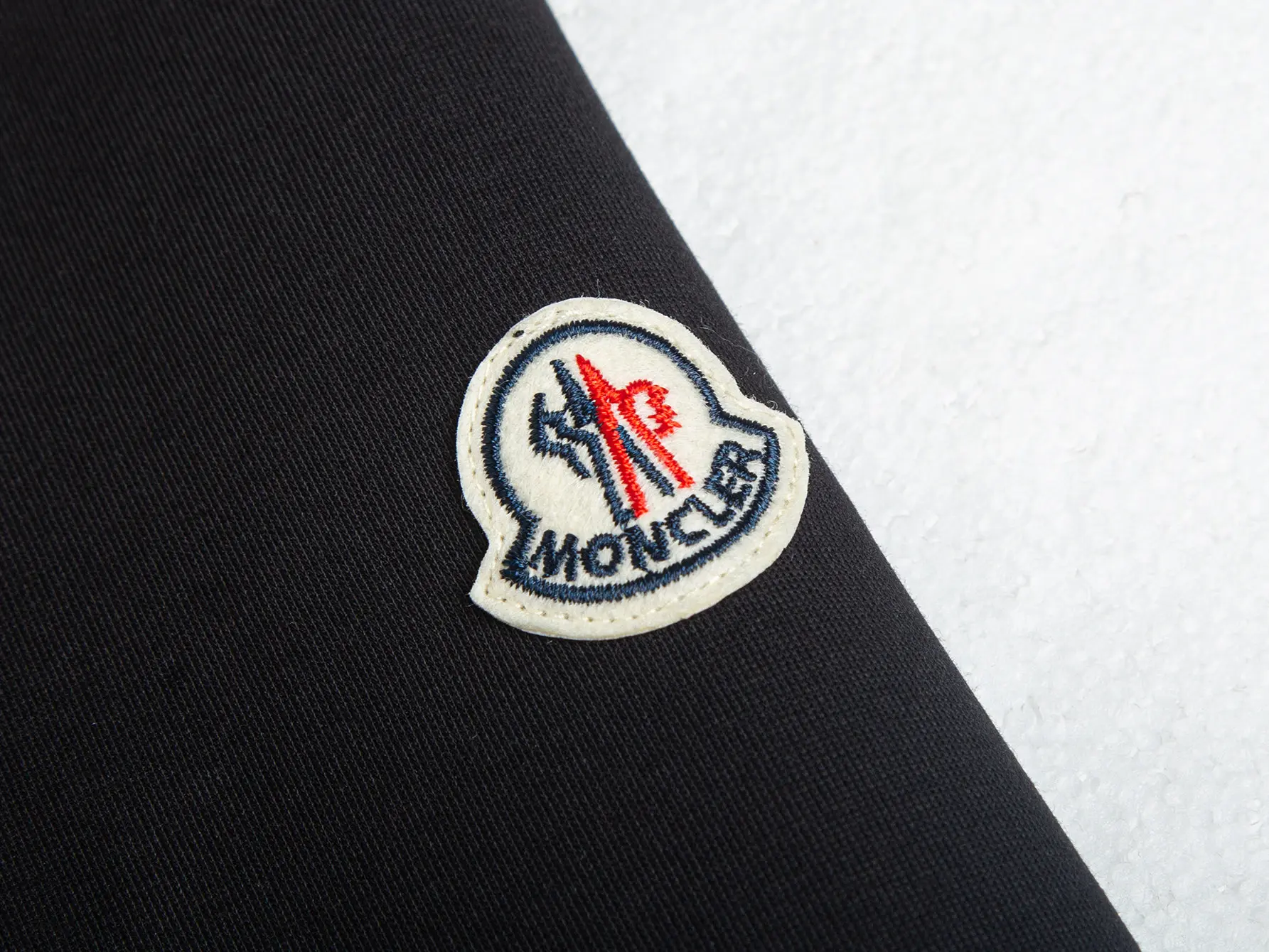 Logo-Patch Crew-Neck Sweatshirt D21020446 — view 5
