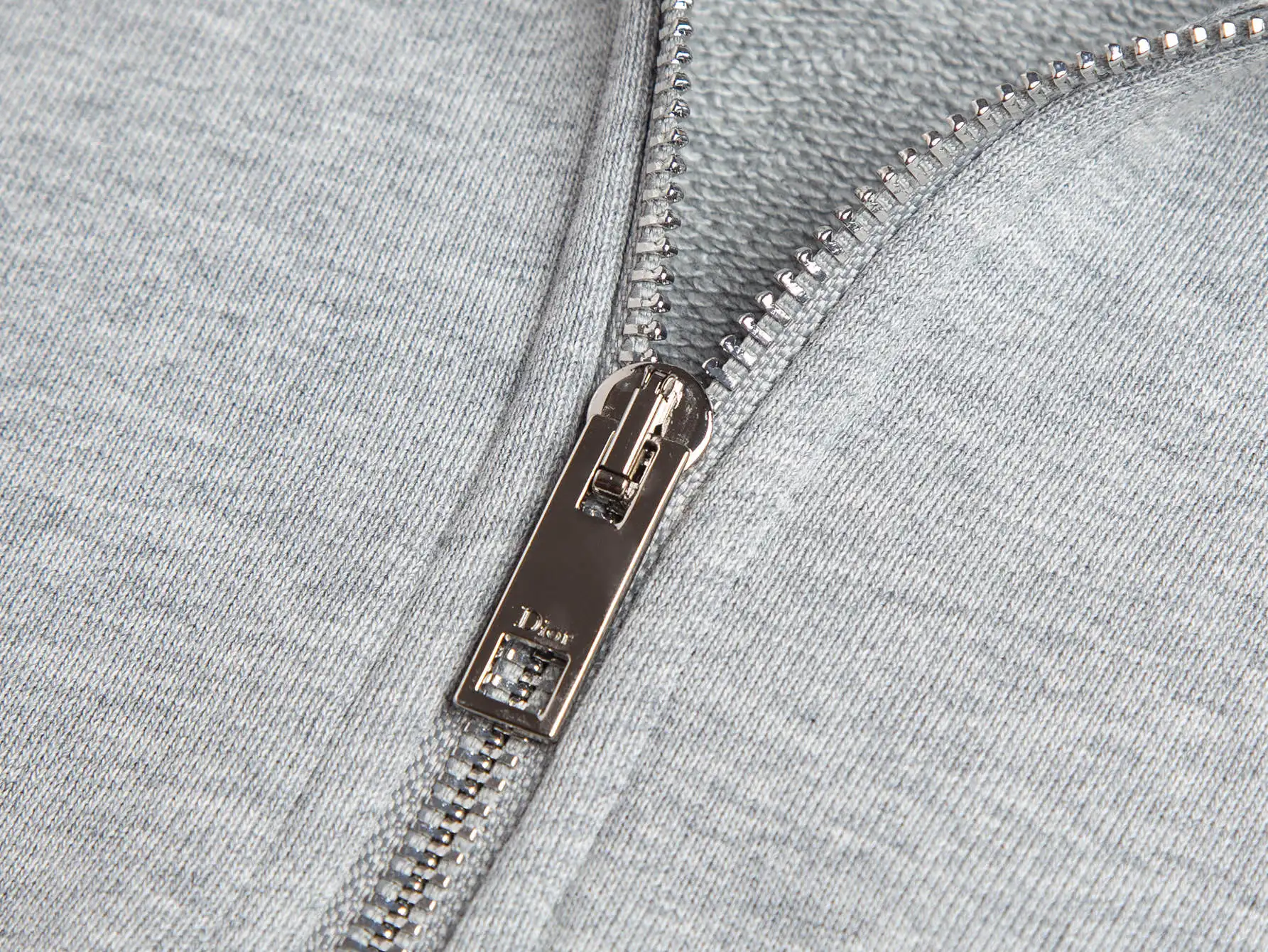 Logo Embroidery Half-Zip Sweatshirt D24020415 — view 4