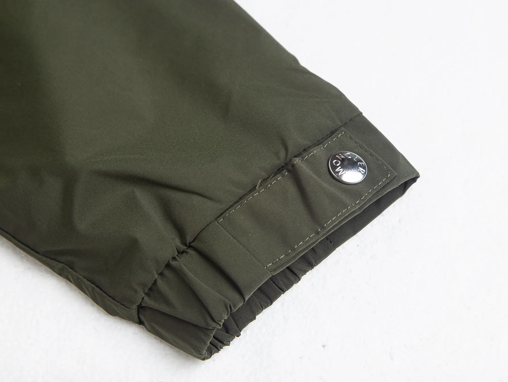 Hooded Logo-Patch Windbreaker Jacket D31020435 — view 8