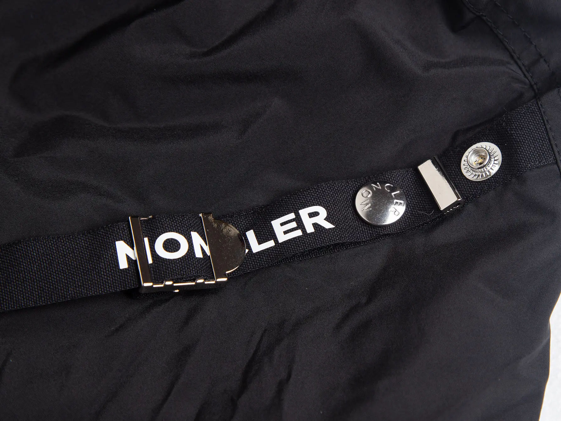 Moncler Hooded Windbreaker Jacket with Grosgrain Trim D31020432 — view 4