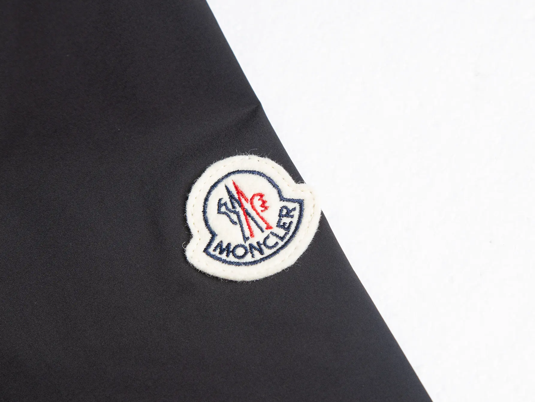 Moncler Hooded Windbreaker Jacket with Grosgrain Trim D31020432 — view 5