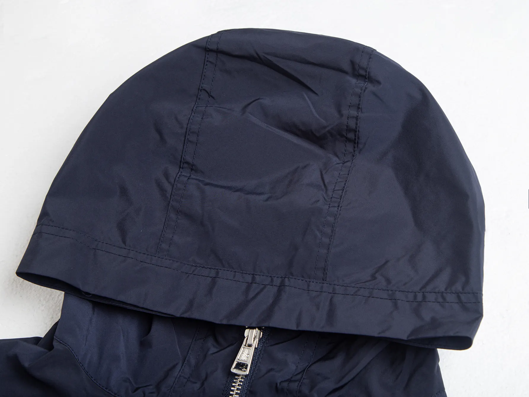 Logo-Patch Hooded Windbreaker Jacket D31020434 — view 5