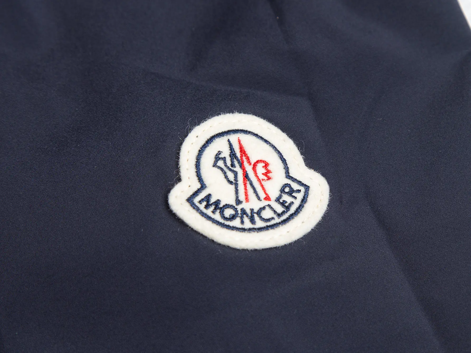 Logo-Patch Hooded Windbreaker Jacket D31020434 — view 6