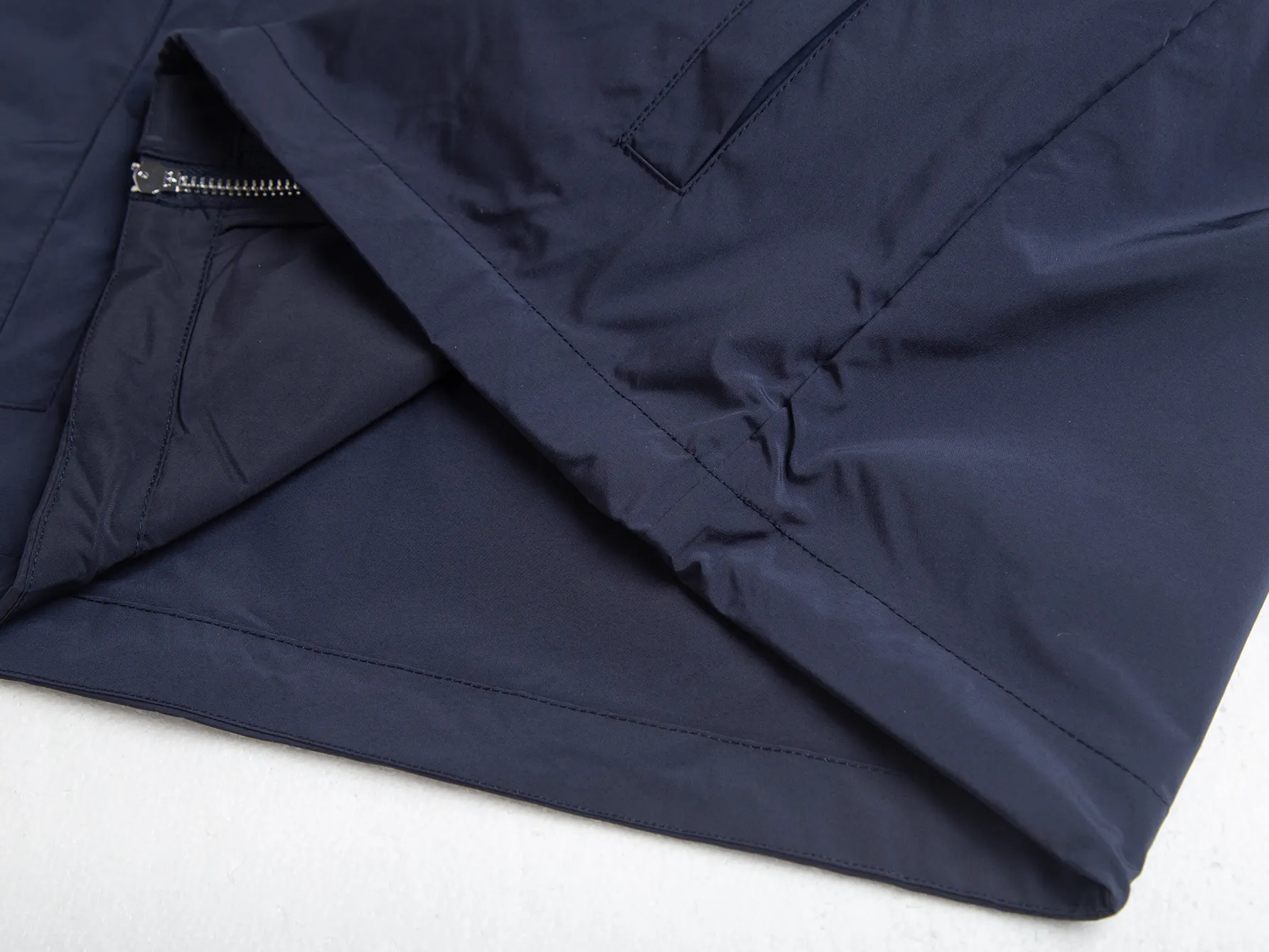 Logo-Patch Hooded Windbreaker Jacket D31020434 — view 11