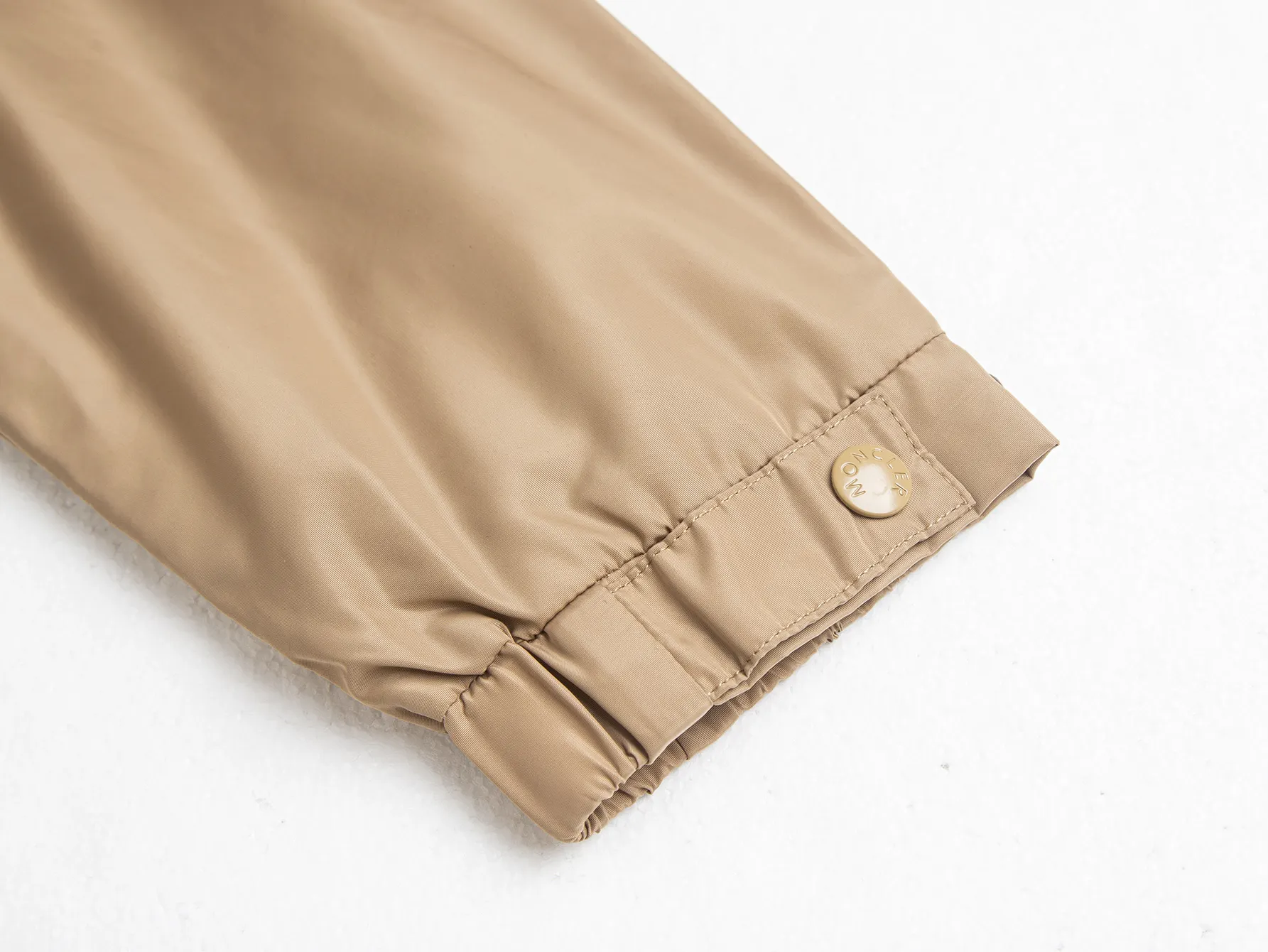 Hooded Windbreaker Jacket with Contrast Trim D31020438 — view 9