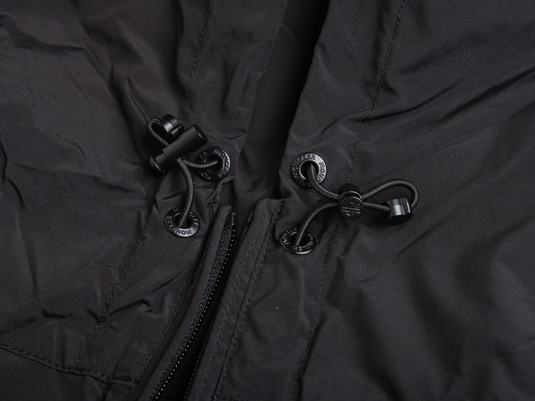 Logo-Patch Hooded Windbreaker Jacket D32020427 — view 6