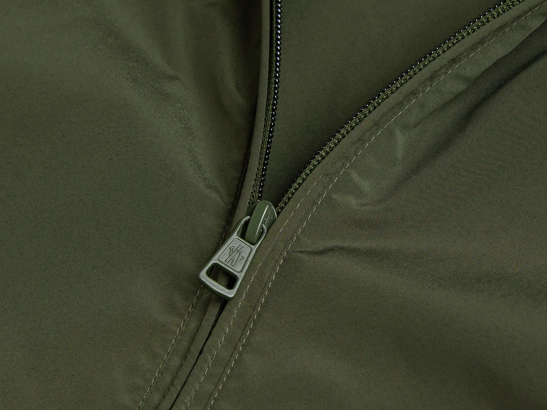 Logo-Appliquéd Hooded Windbreaker Jacket D32020425 — view 7
