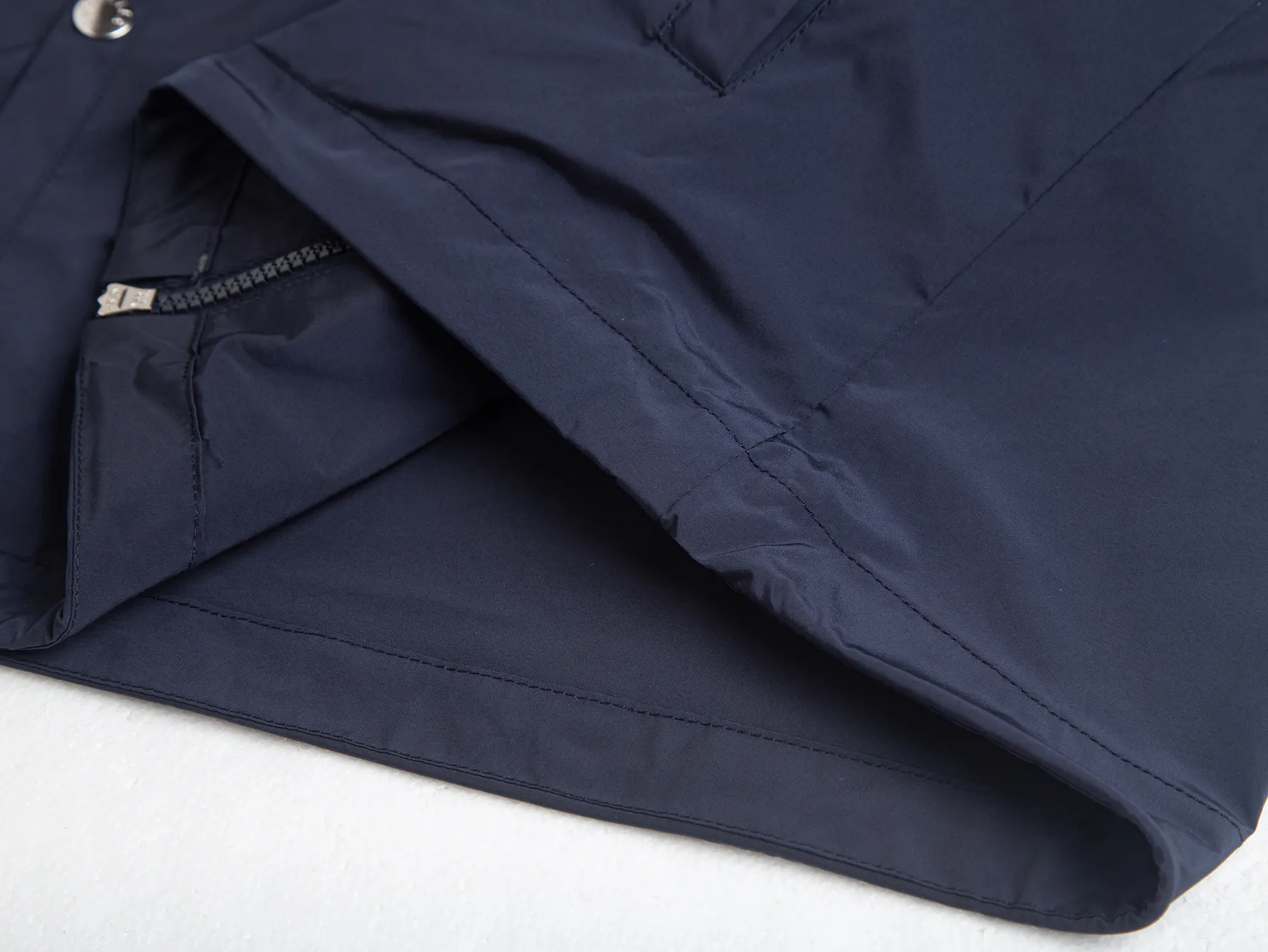 Logo-Patch Hooded Windbreaker Jacket D32020422 — view 7