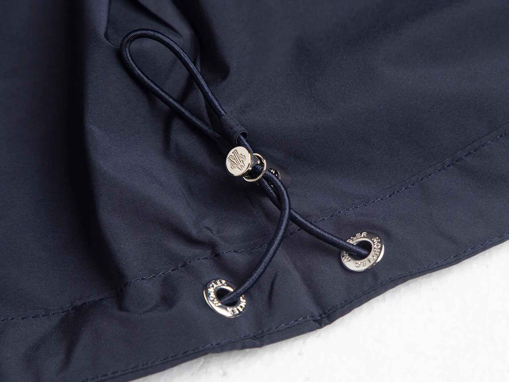 Logo-Patch Hooded Windbreaker Jacket D32020422 — view 12
