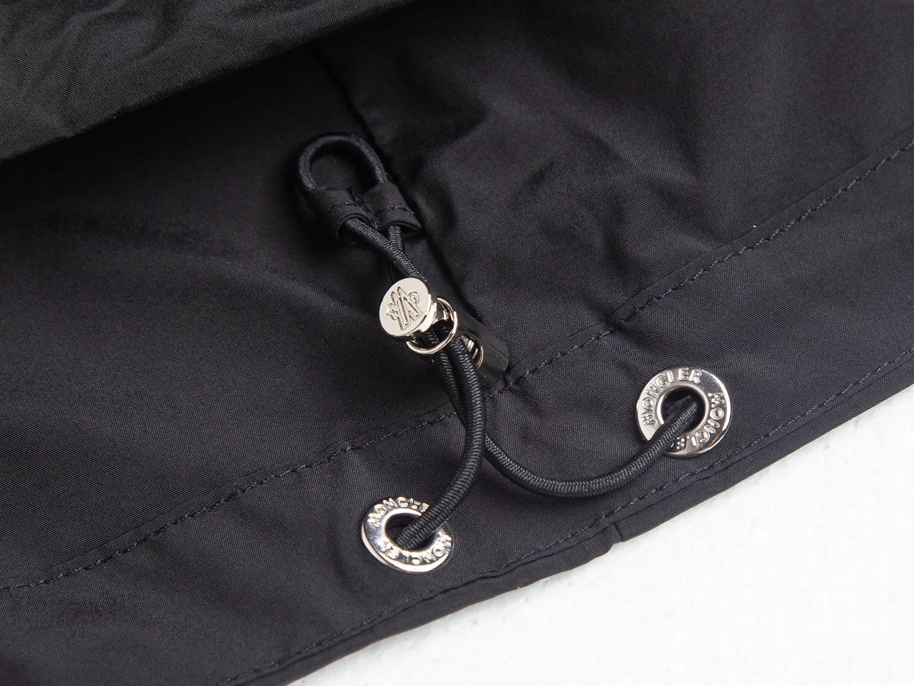 Logo-Appliqué Hooded Windbreaker Jacket D32020423 — view 11