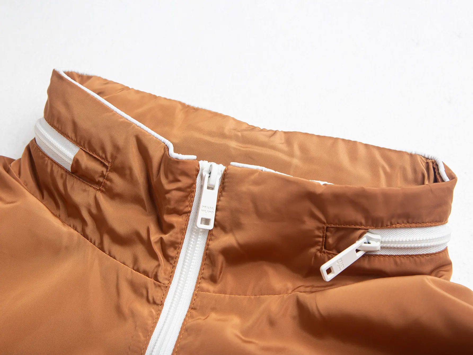 Logo-Appliquéd Hooded Shell Windbreaker Jacket D32020444 — view 4