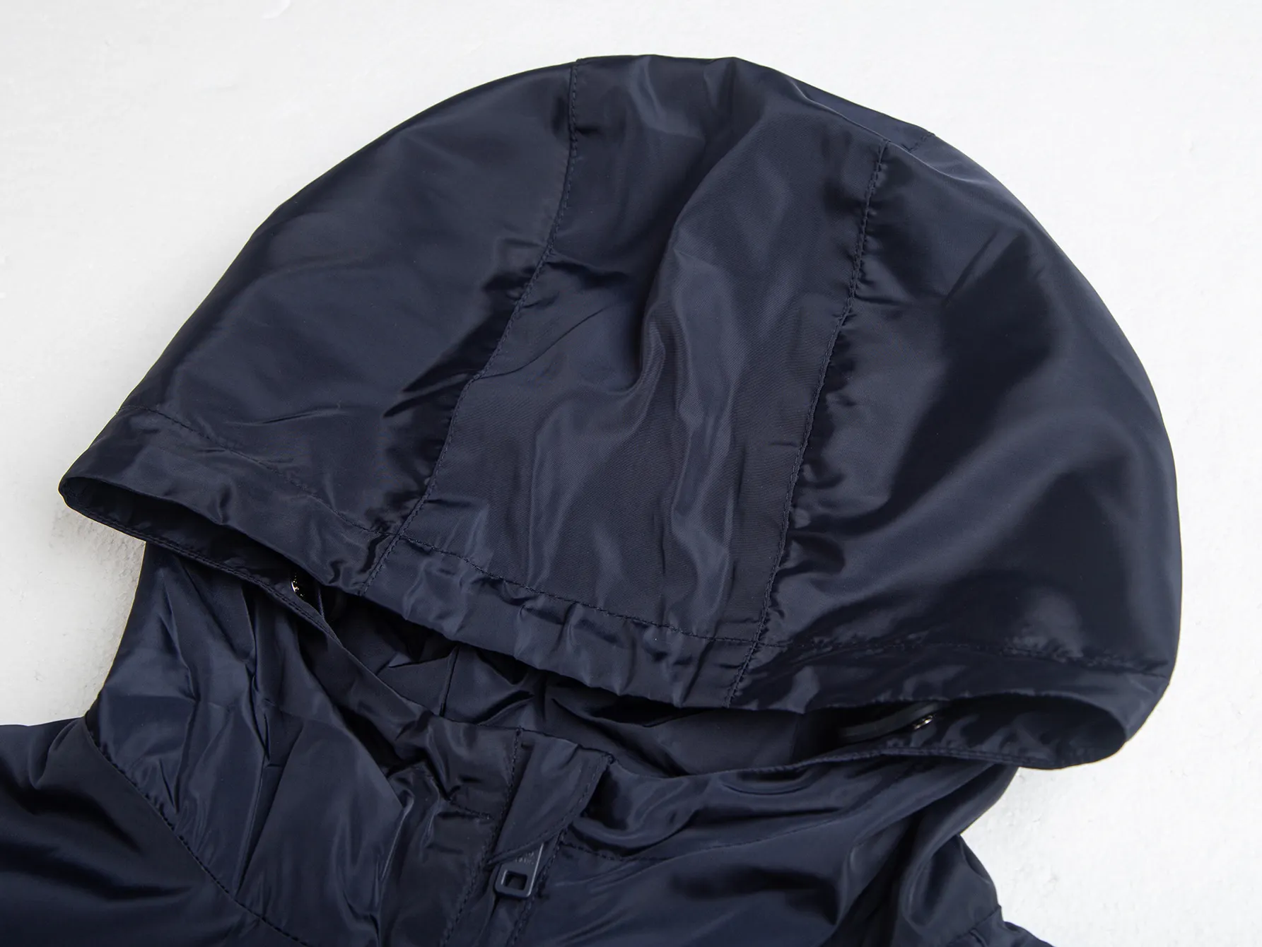 Triangle Logo Hooded Windbreaker Jacket D32520442 — view 5