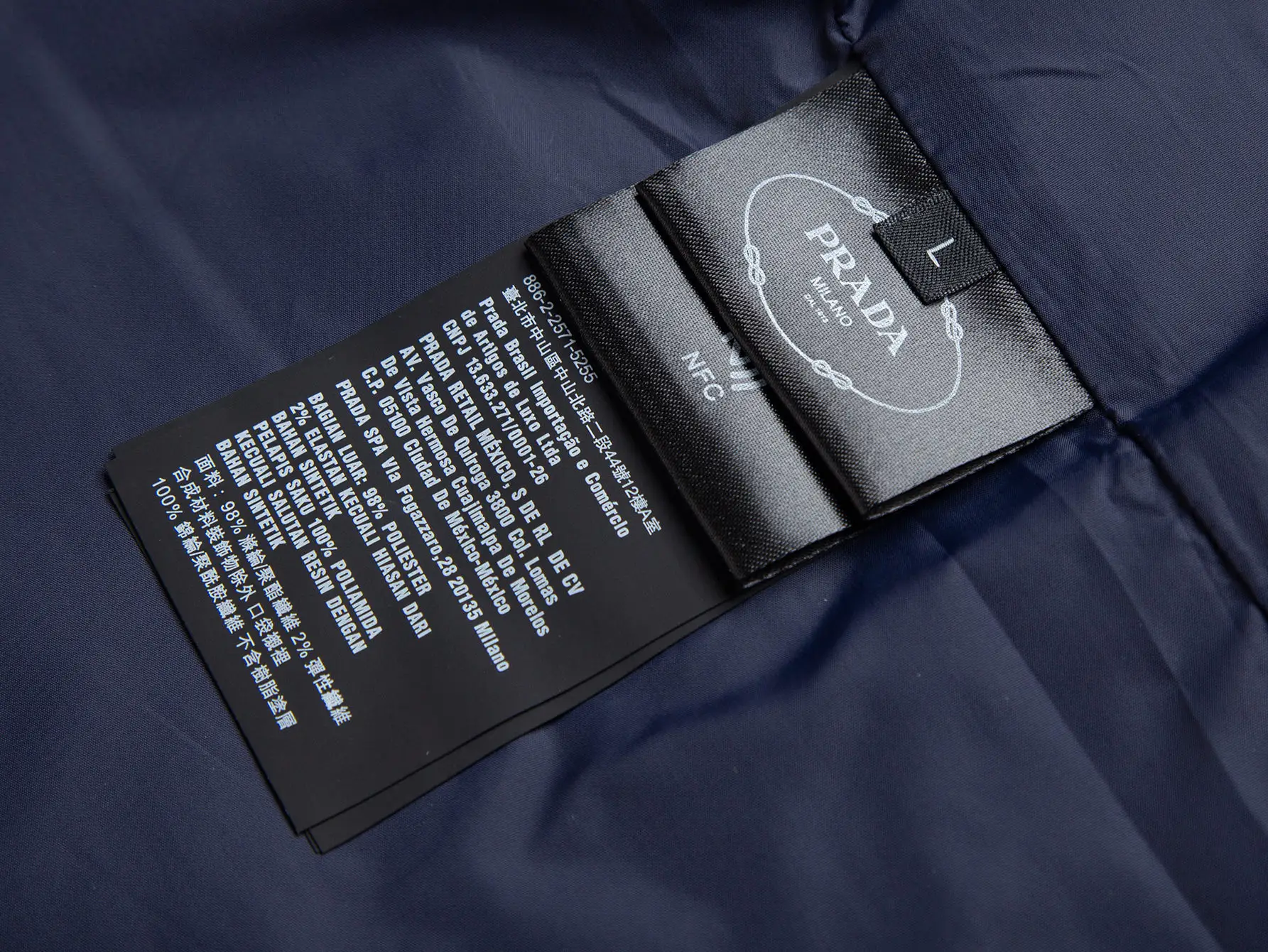 Triangle Logo Hooded Windbreaker Jacket D32520442 — view 12