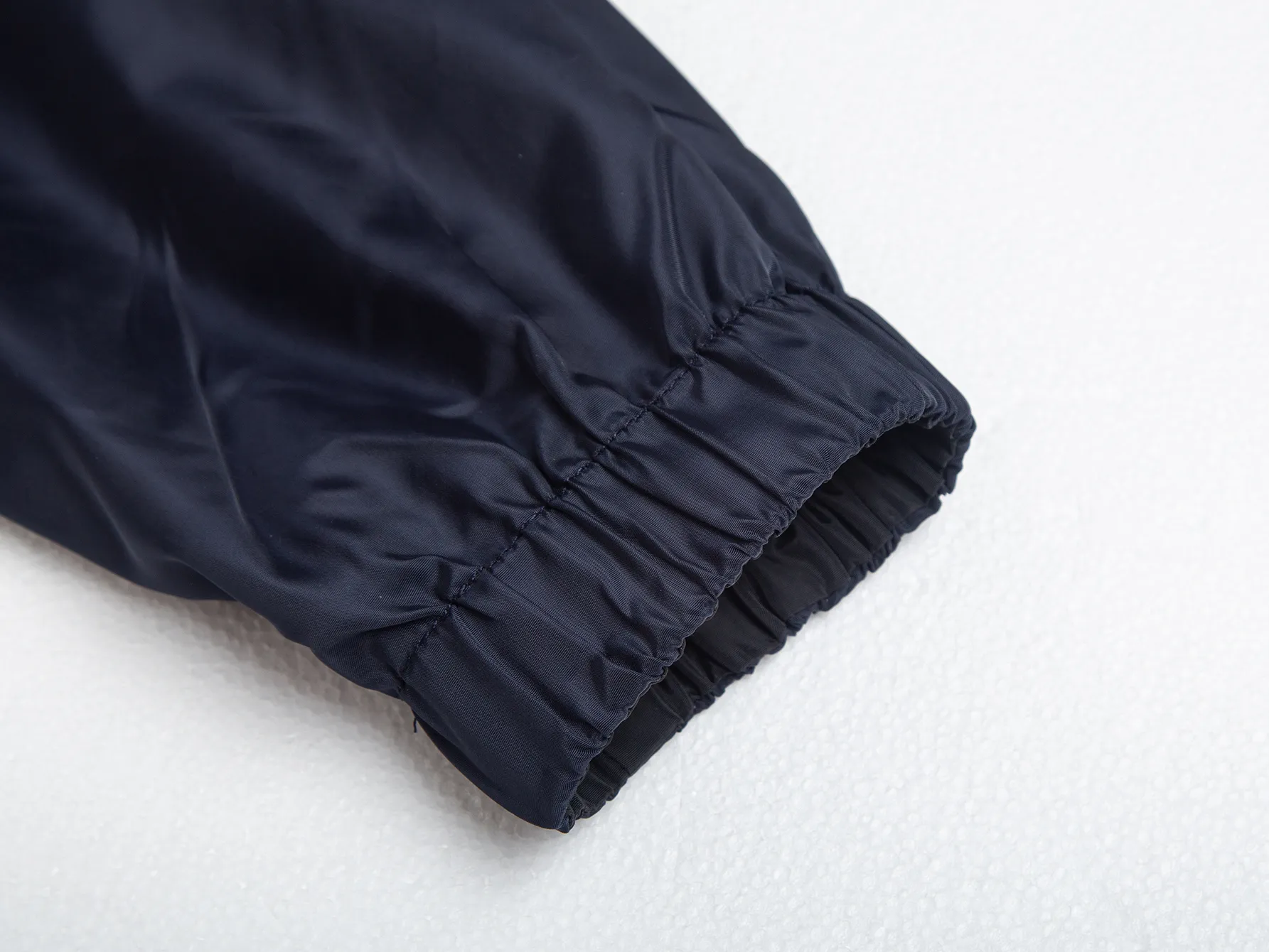 Reversible Hooded Windbreaker Jacket with Triangle Logo D35020440 — view 21