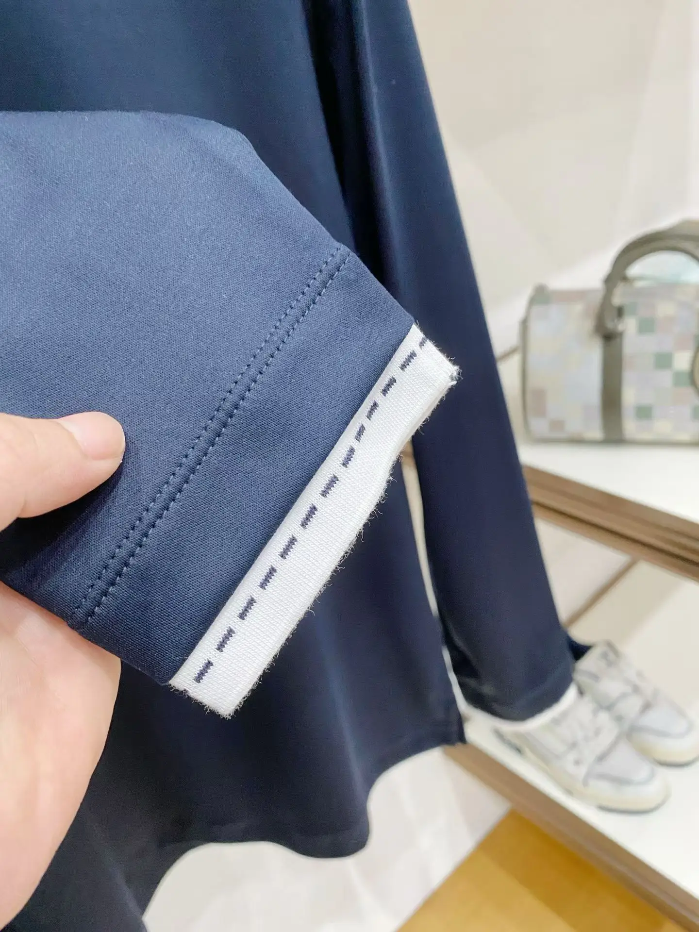 Mercerized Cotton Long-Sleeve T-Shirt D11521511 — view 5