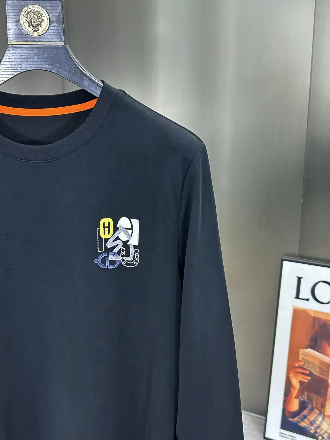 Embroidered Logo Long-Sleeved T-Shirt D11521501 — view 3