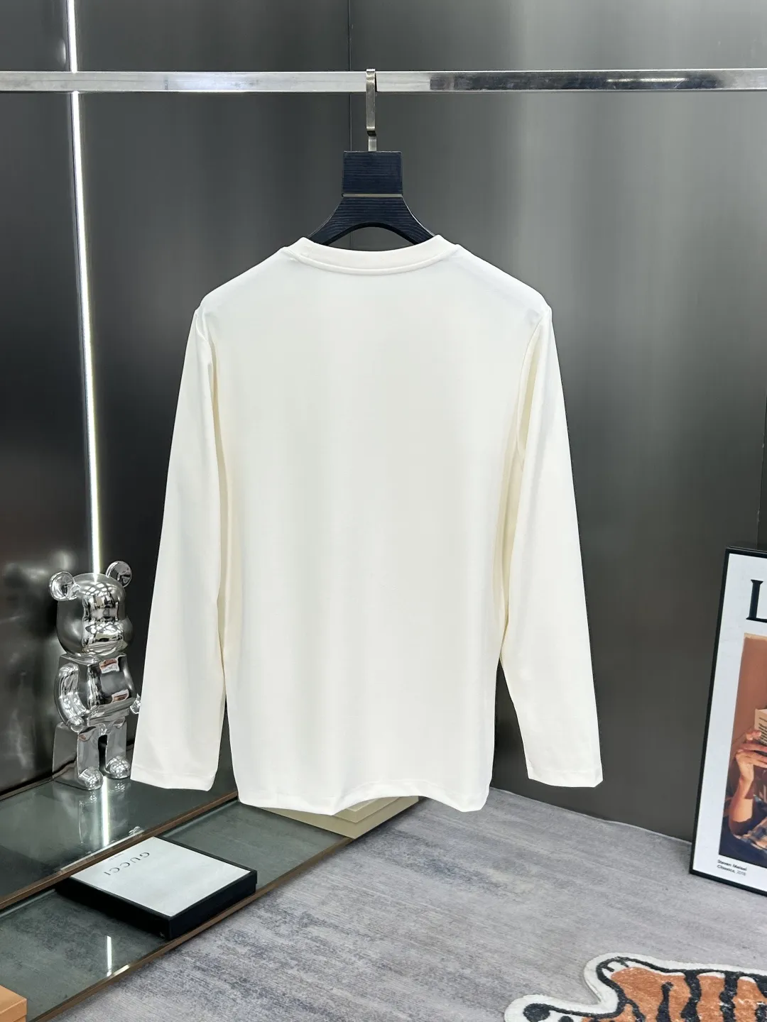 Embroidered Logo Long-Sleeve Cotton T-Shirt D11521500 — view 2